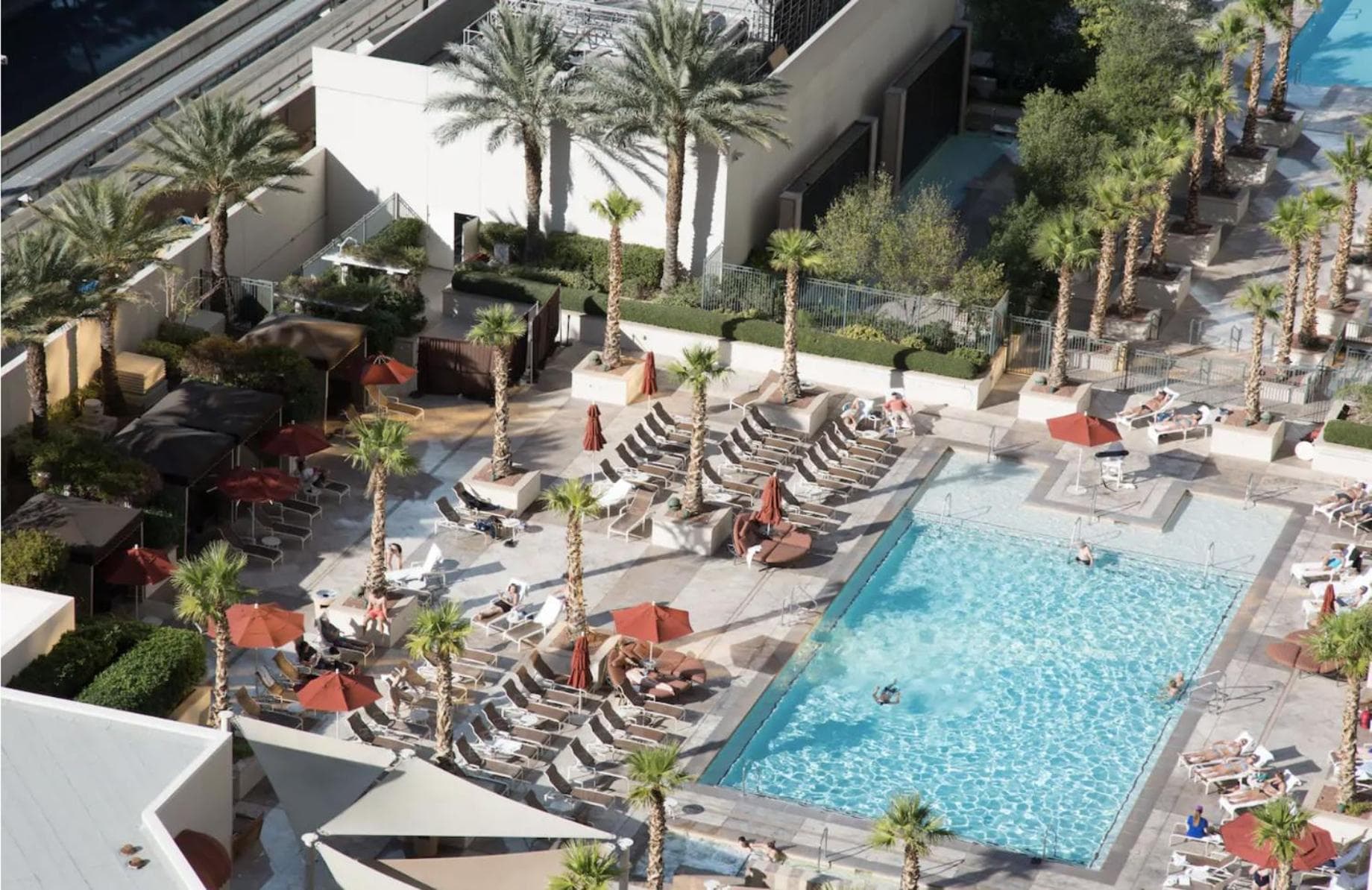 Strip View Balcony Suites - No Resort Fee ! — 2