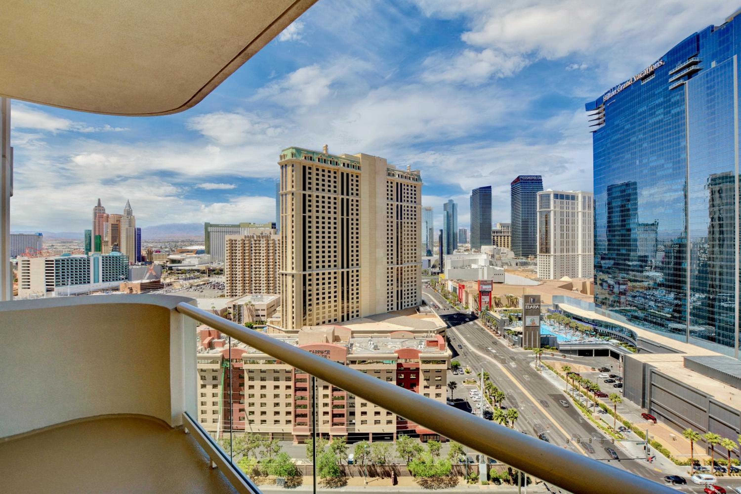Strip View Balcony Suites - No Resort Fee ! — 11