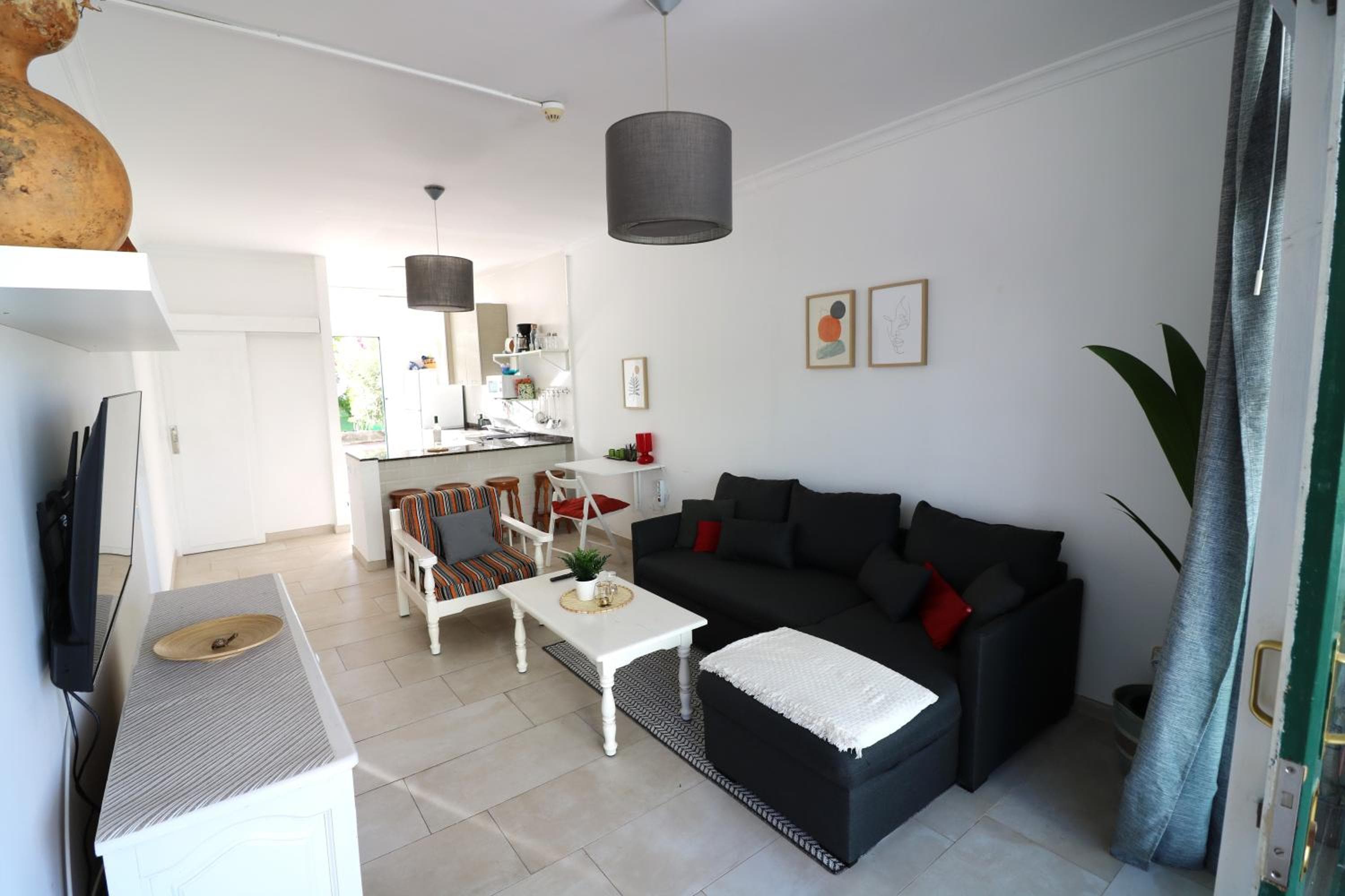 Amplio Bungalow con Piscina climatizada cerca del Yumbo y a pasos de Playa del Inglés — 3