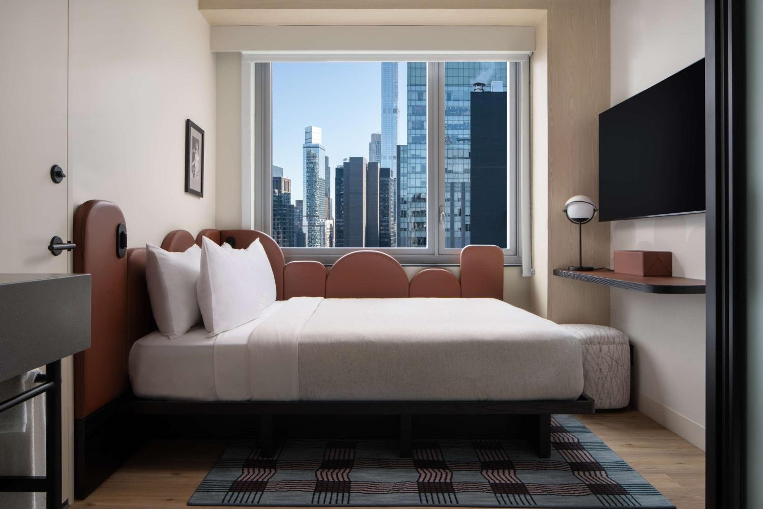 Motto By Hilton New York City Times Square — 6