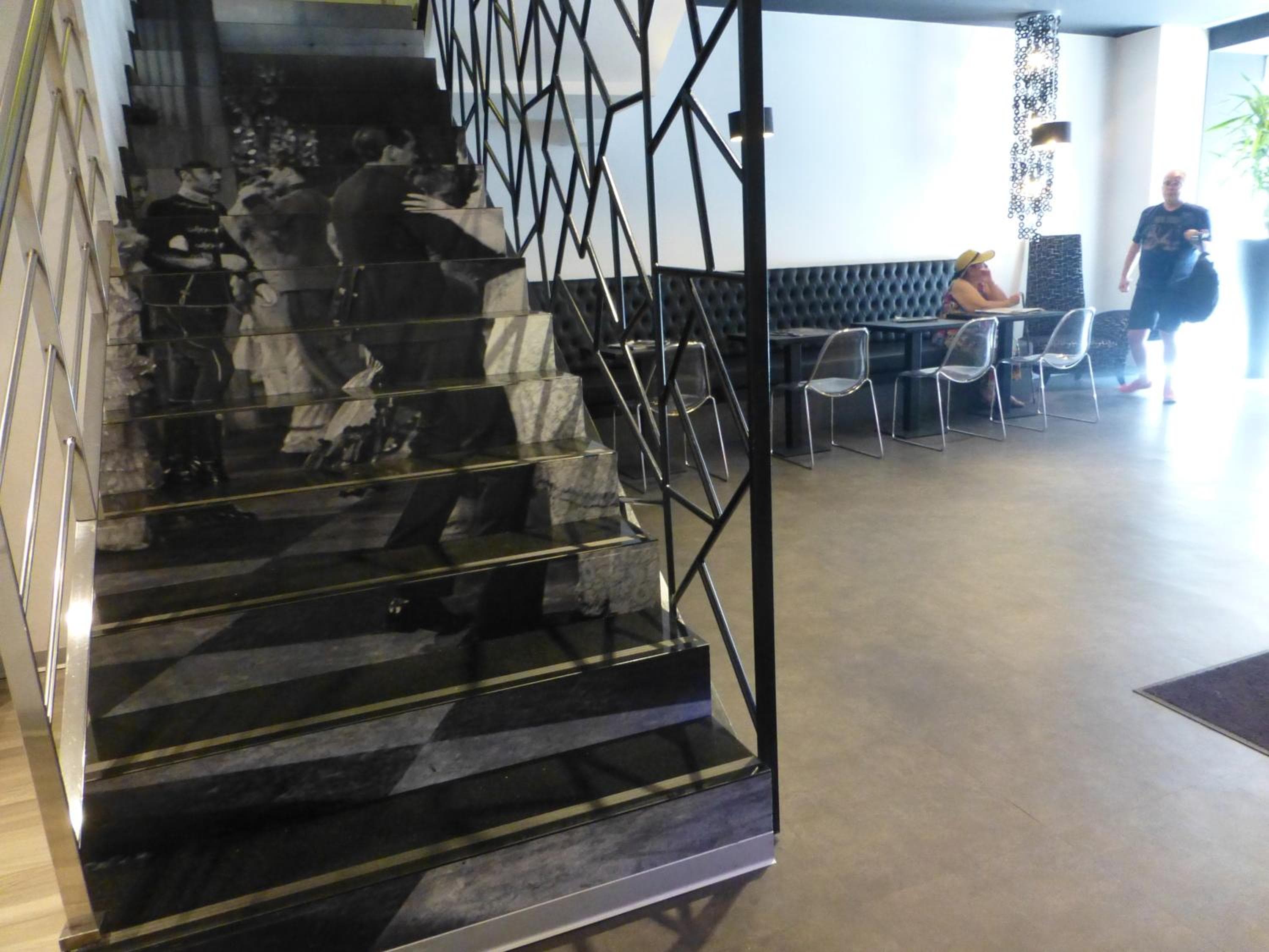 Mayerling Hotel — 6