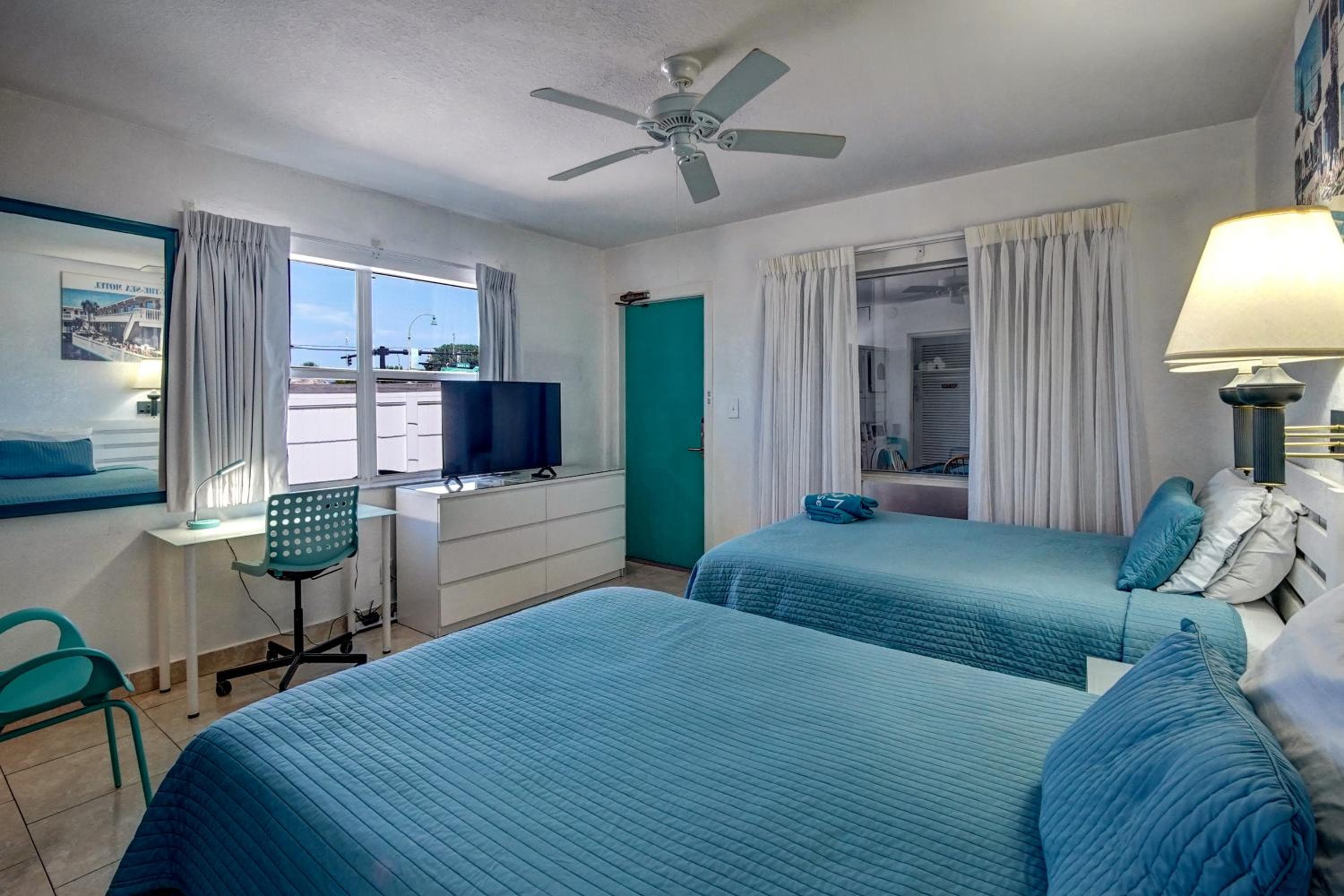 Horizon by the Sea Inn — 11