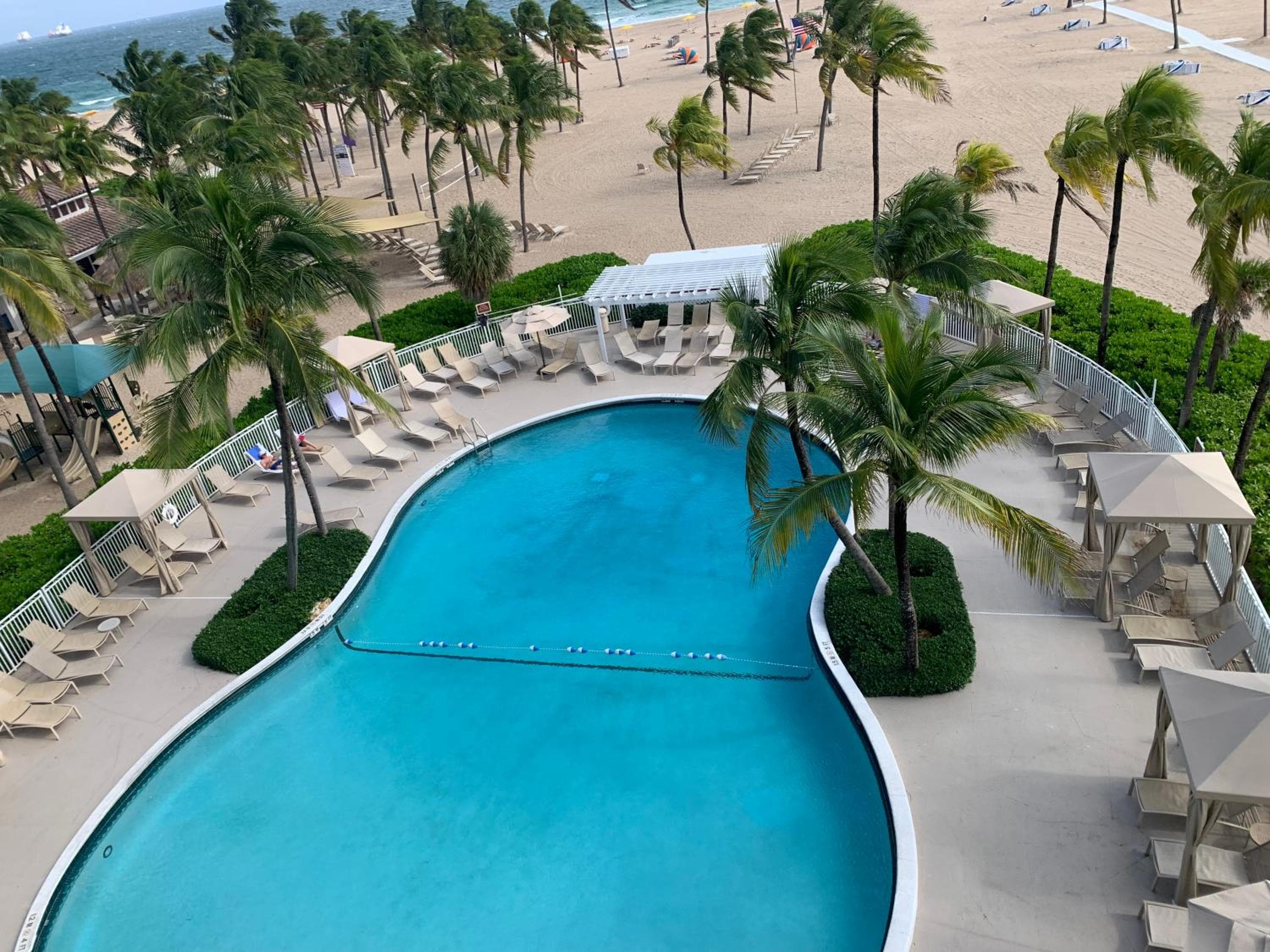 El Lago Mar Beach Resort y Club — 2