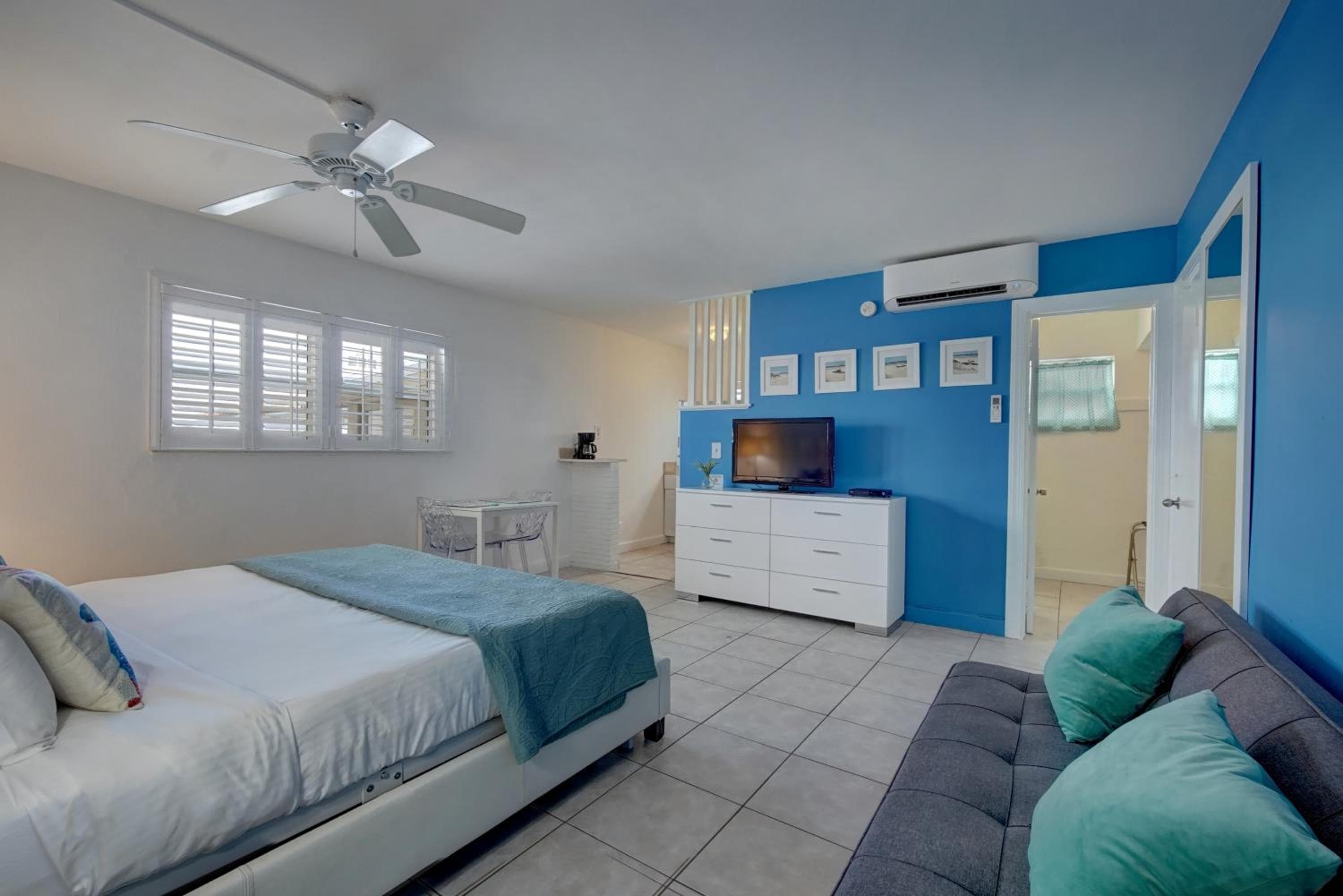Castle by the Sea Motel — 30