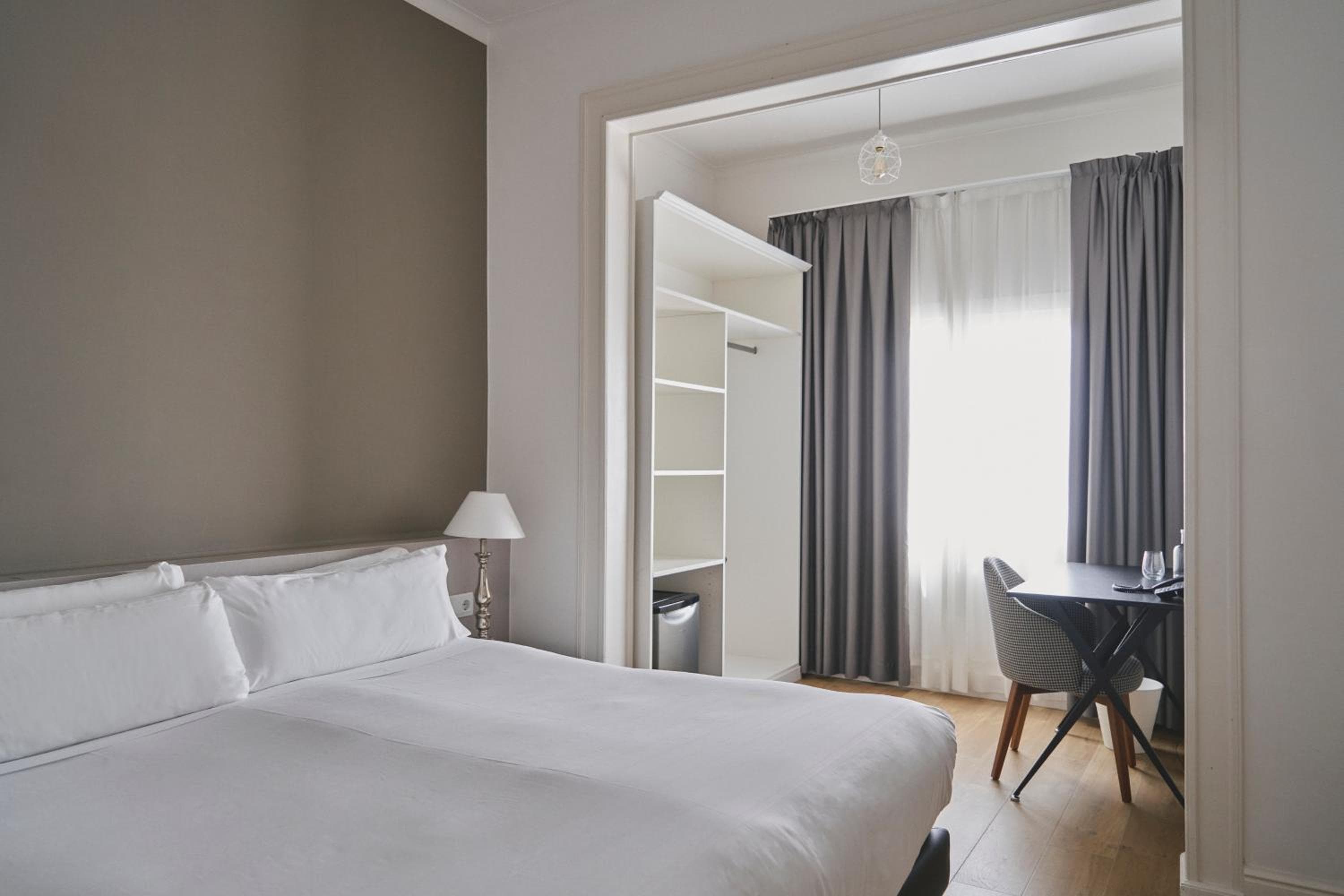 Mesón Castilla Atiram Hotels — 29