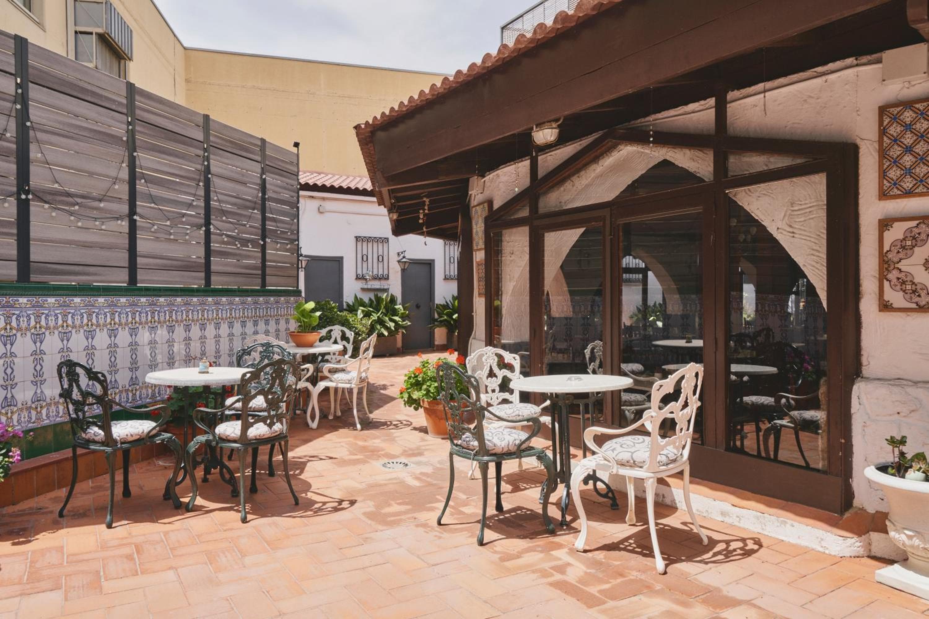 Mesón Castilla Atiram Hotels — 21