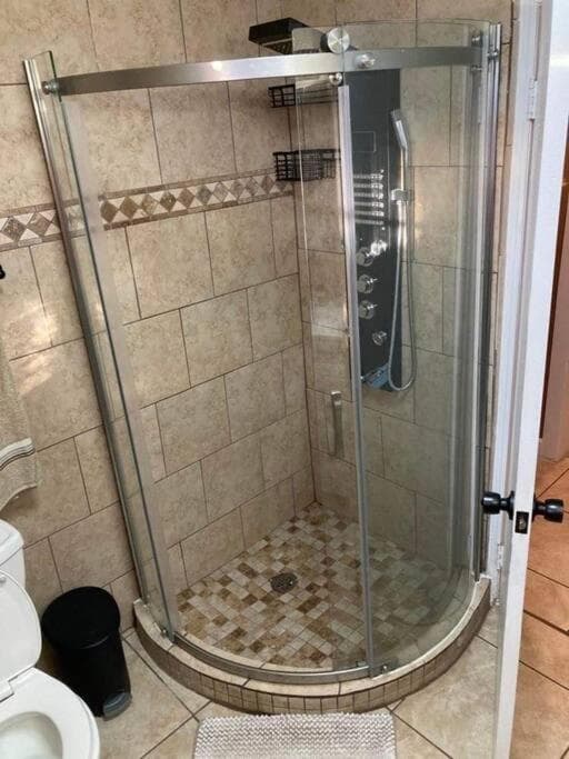 Hidden Gem 3br/1b+Jacuzzi+busch garden+fishn+kayak — 25