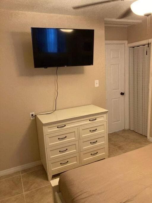 Hidden Gem 3br/1b+Jacuzzi+busch garden+fishn+kayak — 22