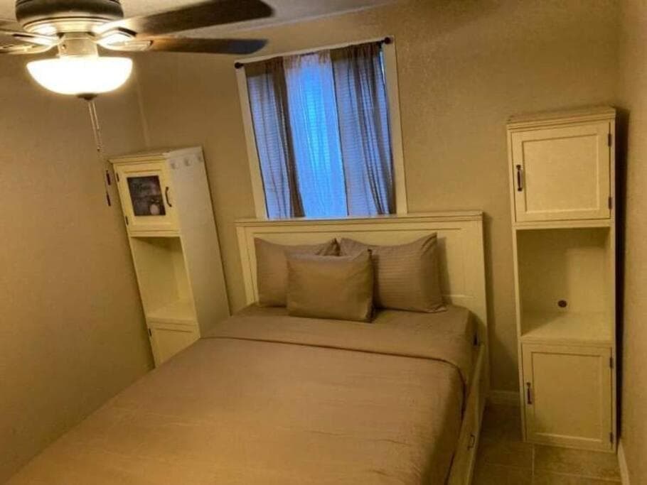 Hidden Gem 3br/1b+Jacuzzi+busch garden+fishn+kayak — 8
