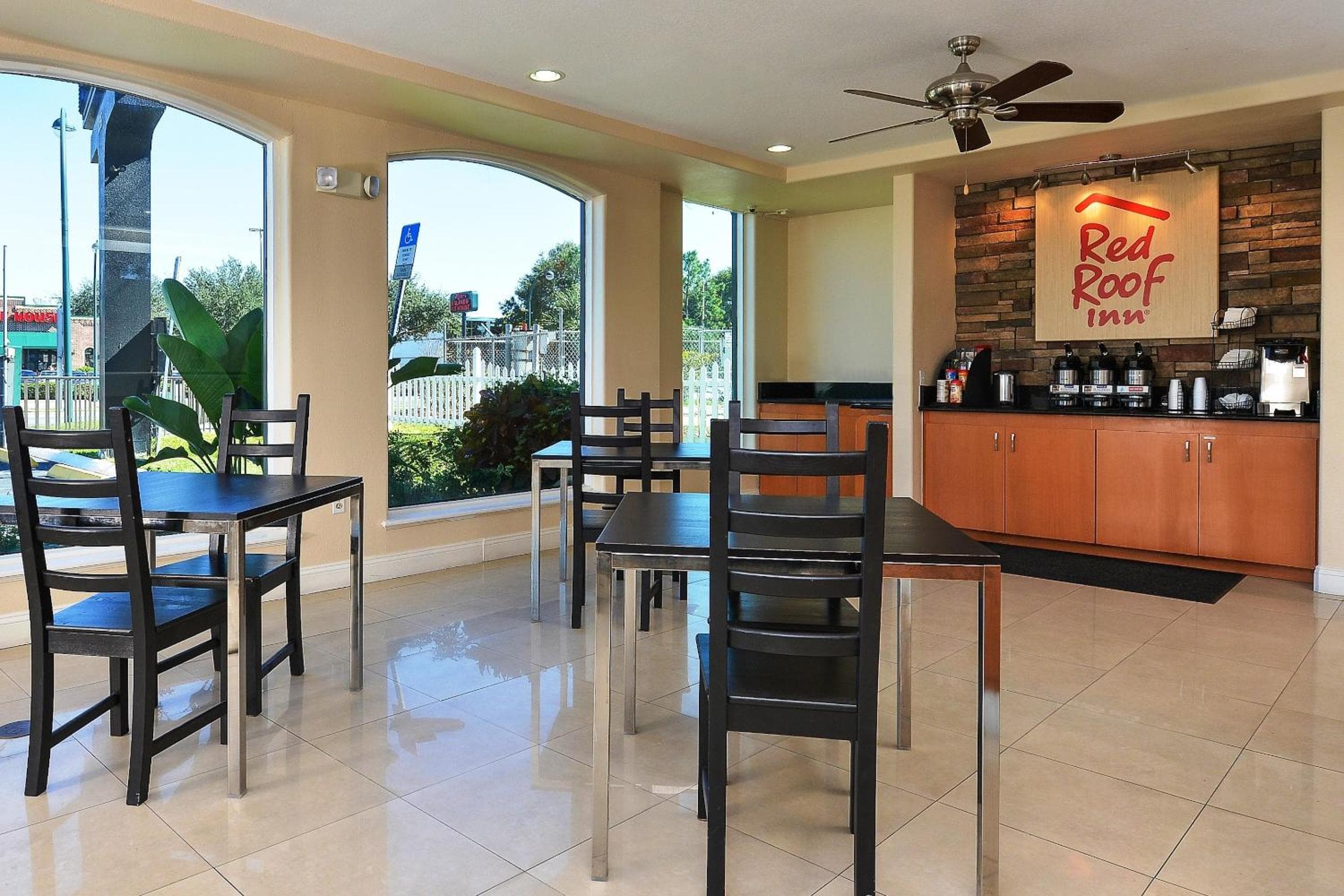 Red Roof Inn Orlando Sur - Florida Mall — 9