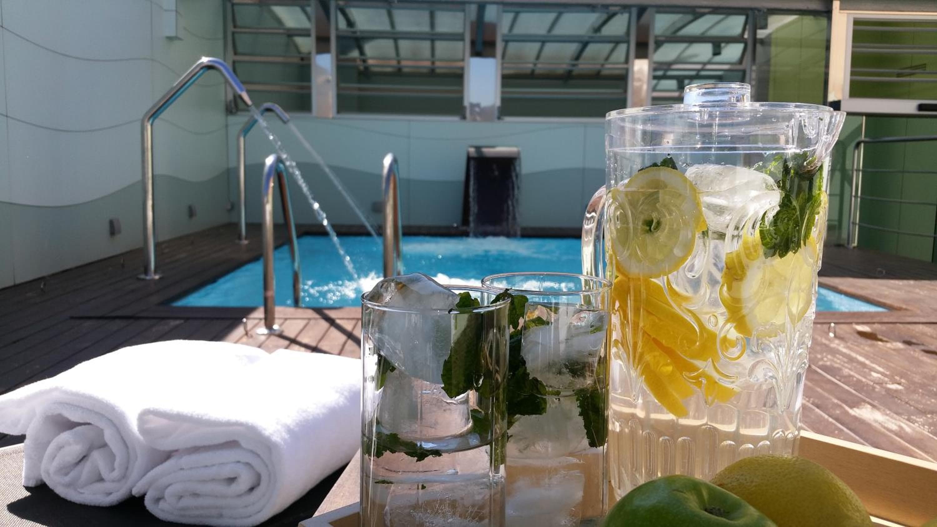 Ako Suites Hotel — 10
