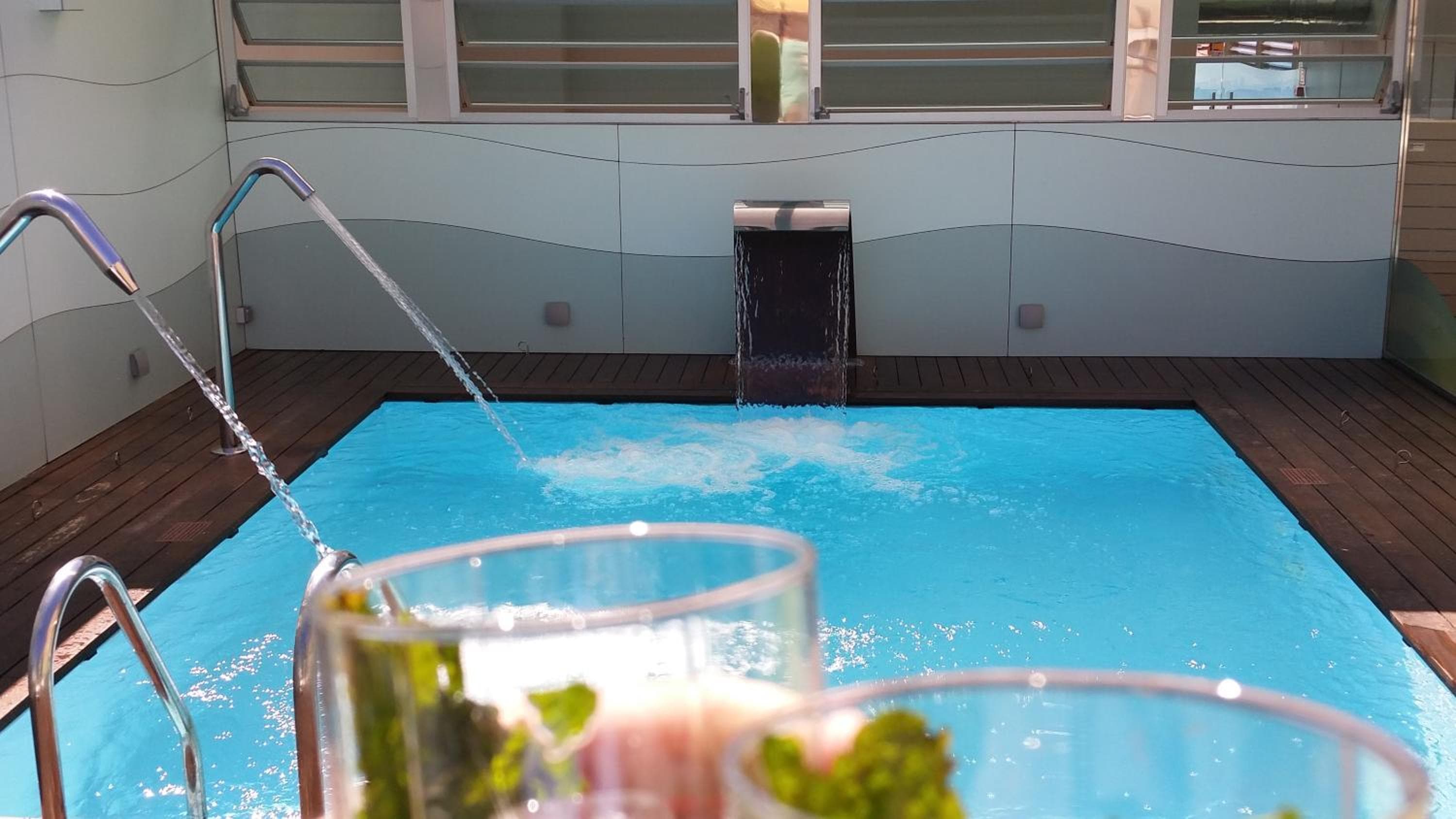 Ako Suites Hotel — 12