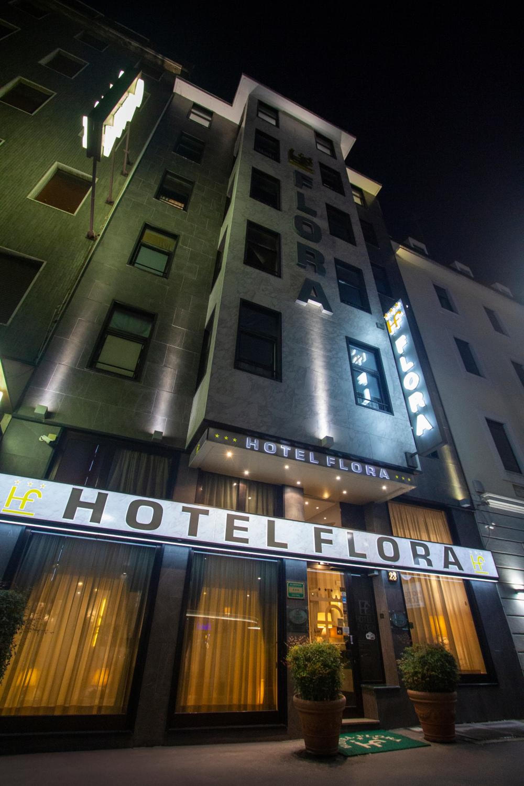 Hotel Flora — 1