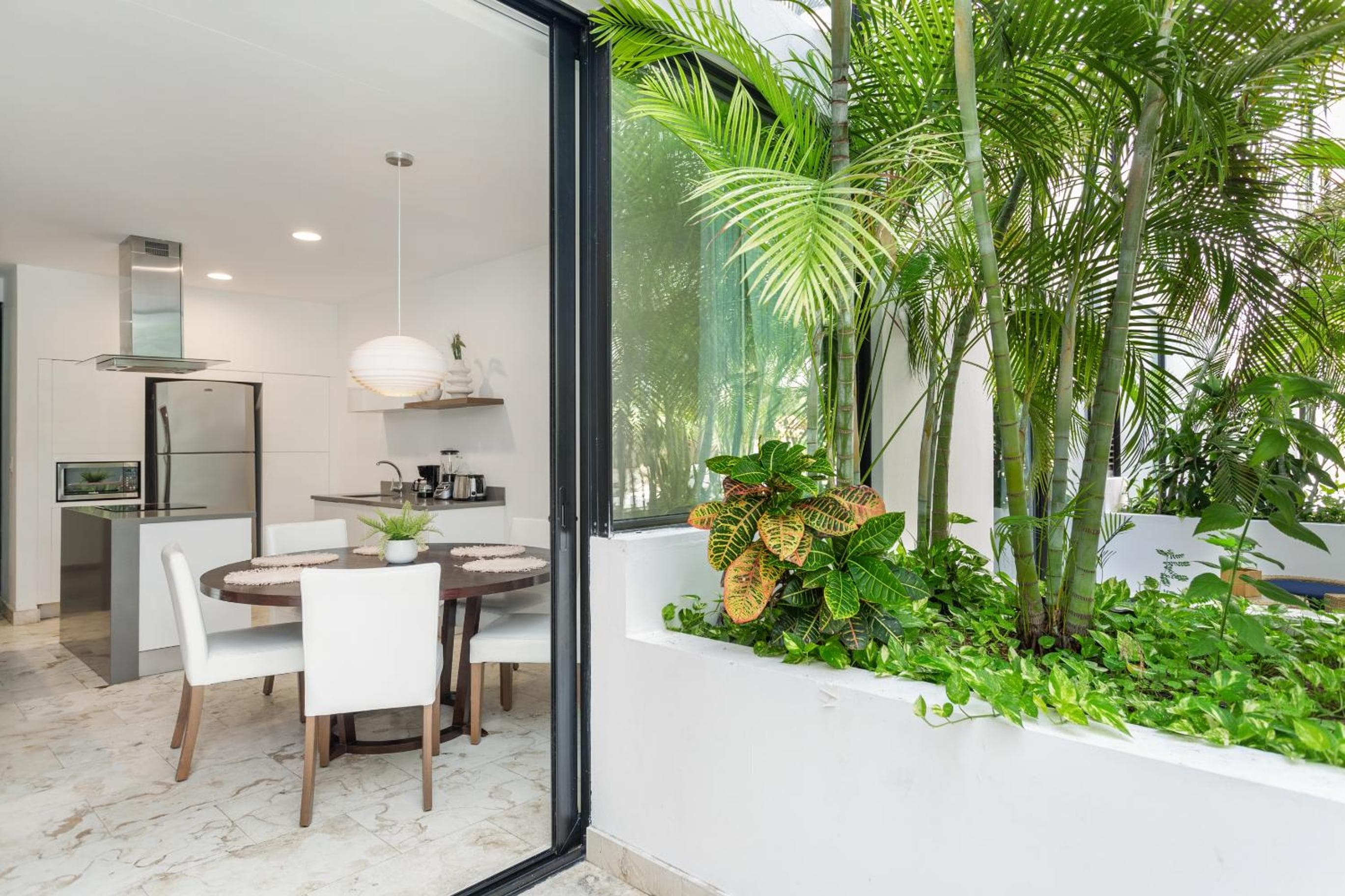 Anah Luxury Condos — 6