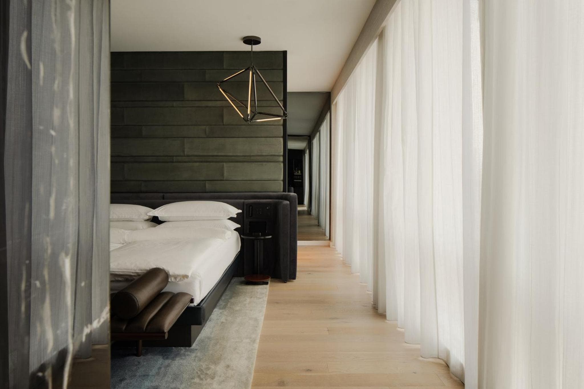 Equinox Hotel New York — 20