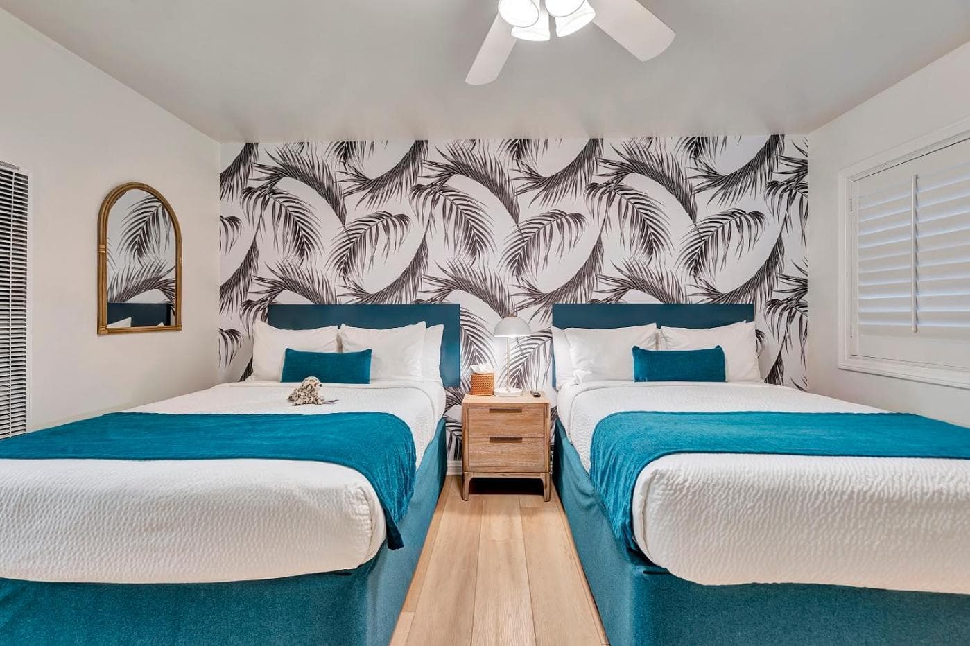 Santa Monica Hotel — 8