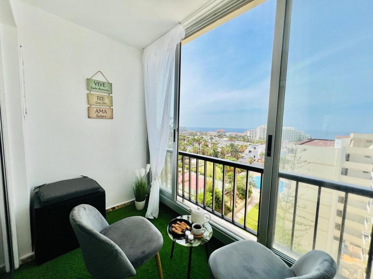 Las Americas Apartment with Ocean View — 1