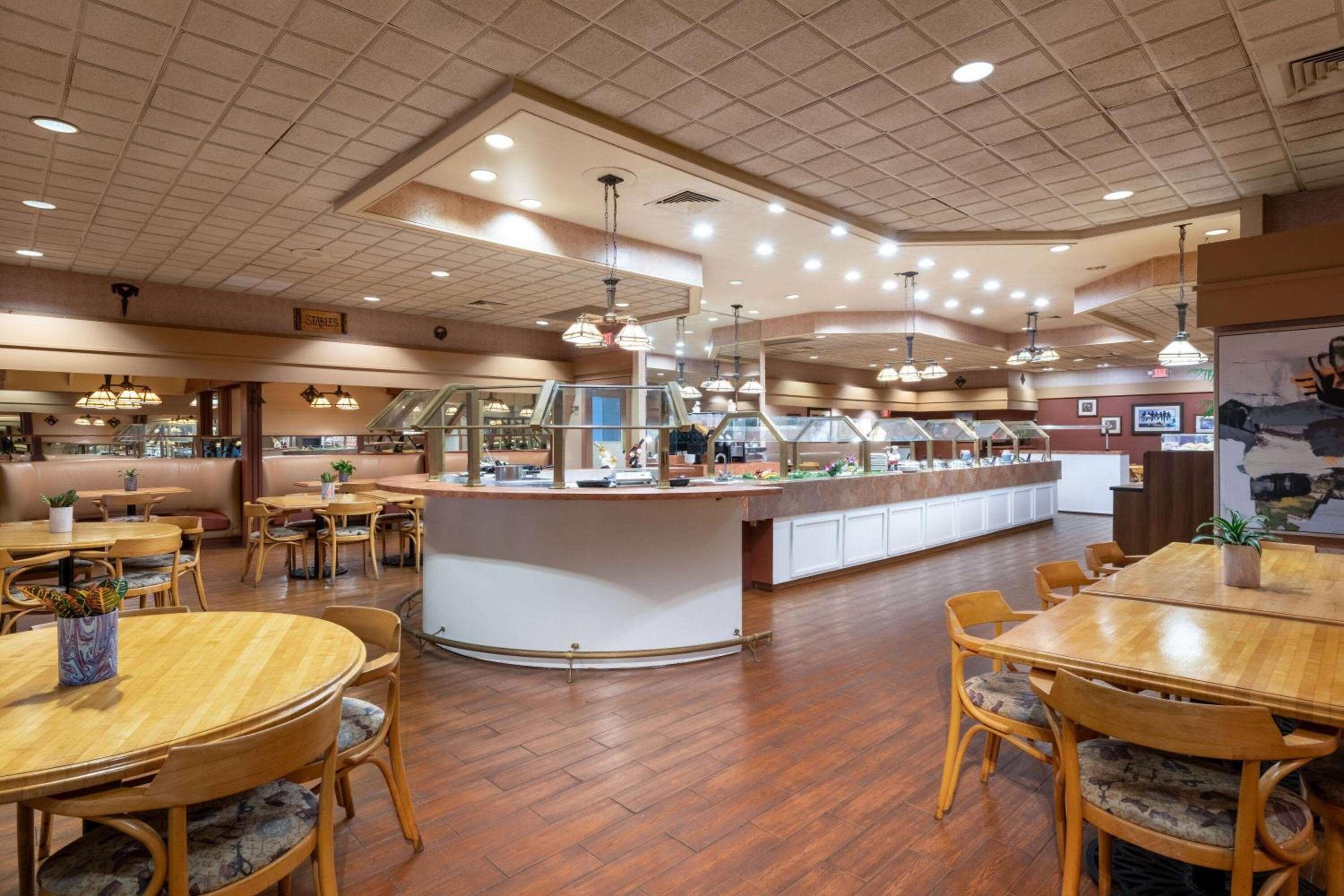 Ramada di Wyndham Kissimmee Gateway — 10