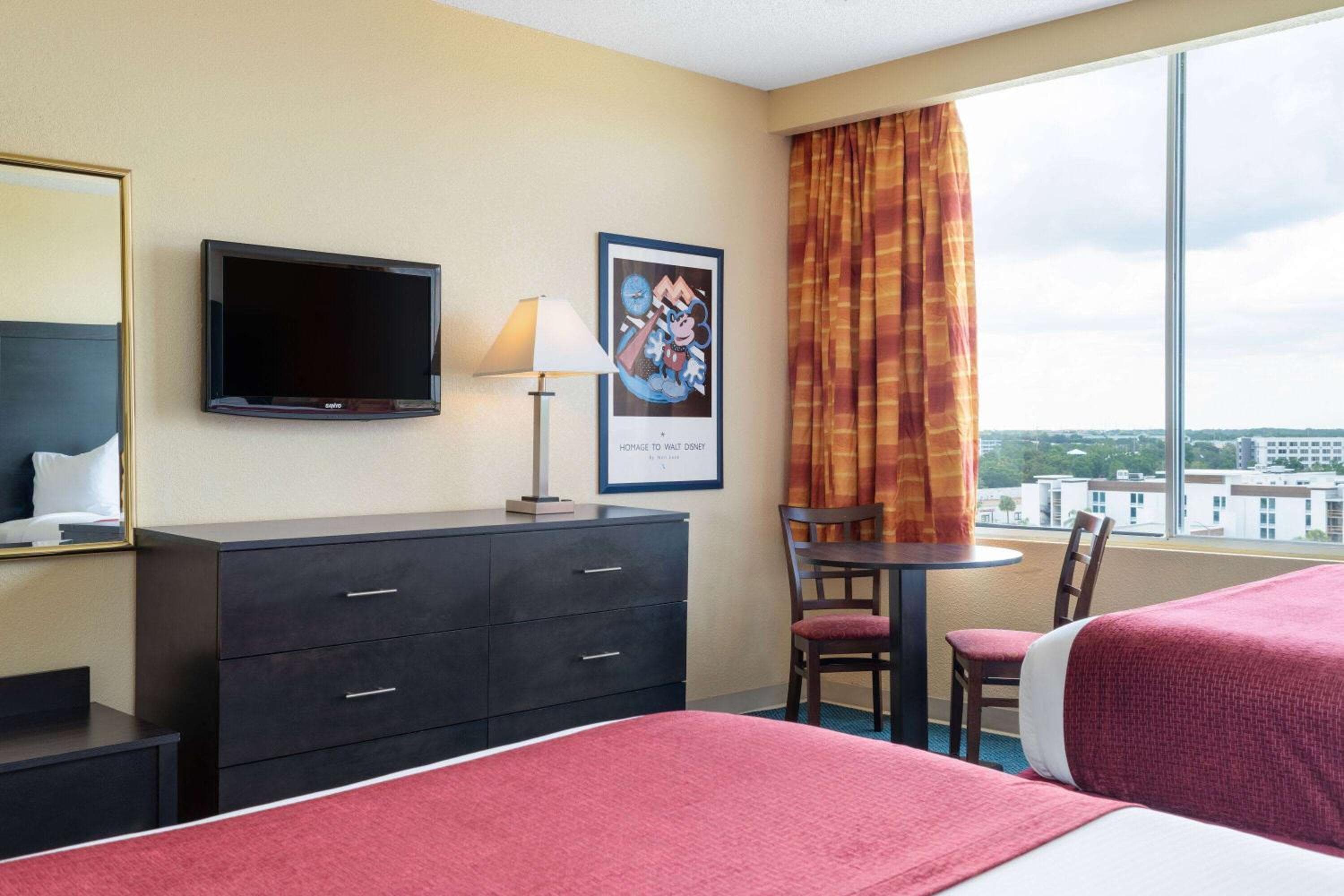 Ramada by Wyndham Kissimmee Gateway - Free Theme Park Shuttle — 14