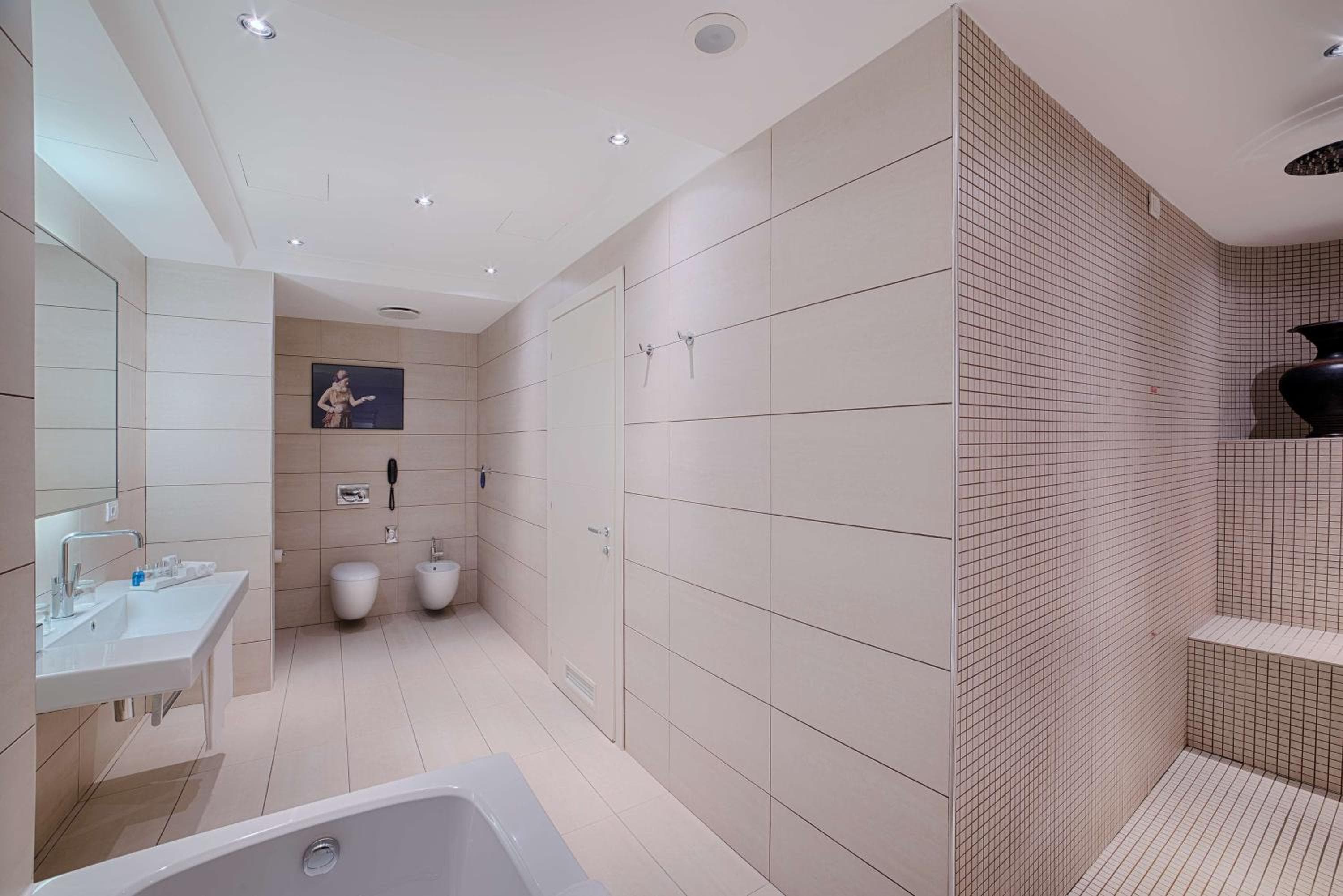 Radisson Blu Hotel Milan — 17