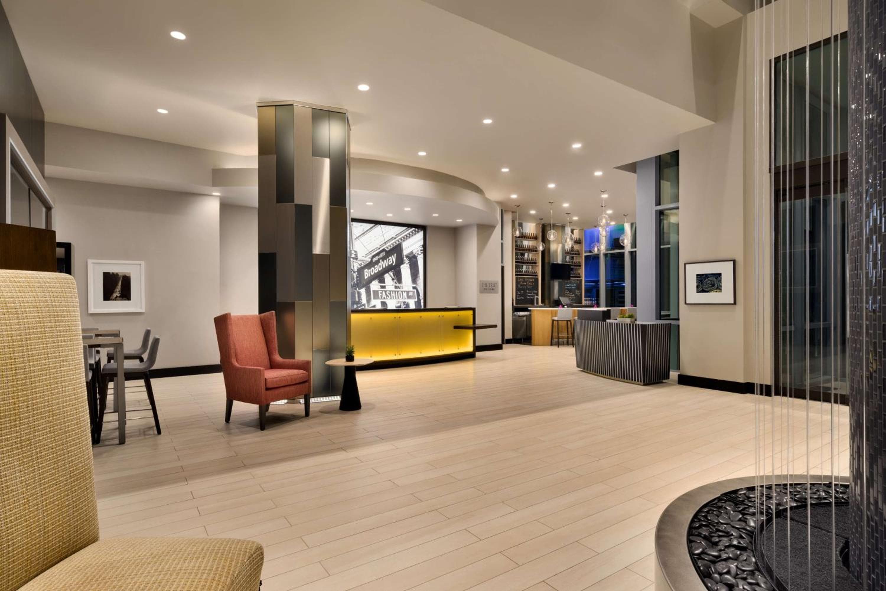 Embassy Suites By Hilton Nueva York Manhattan Times Square — 8