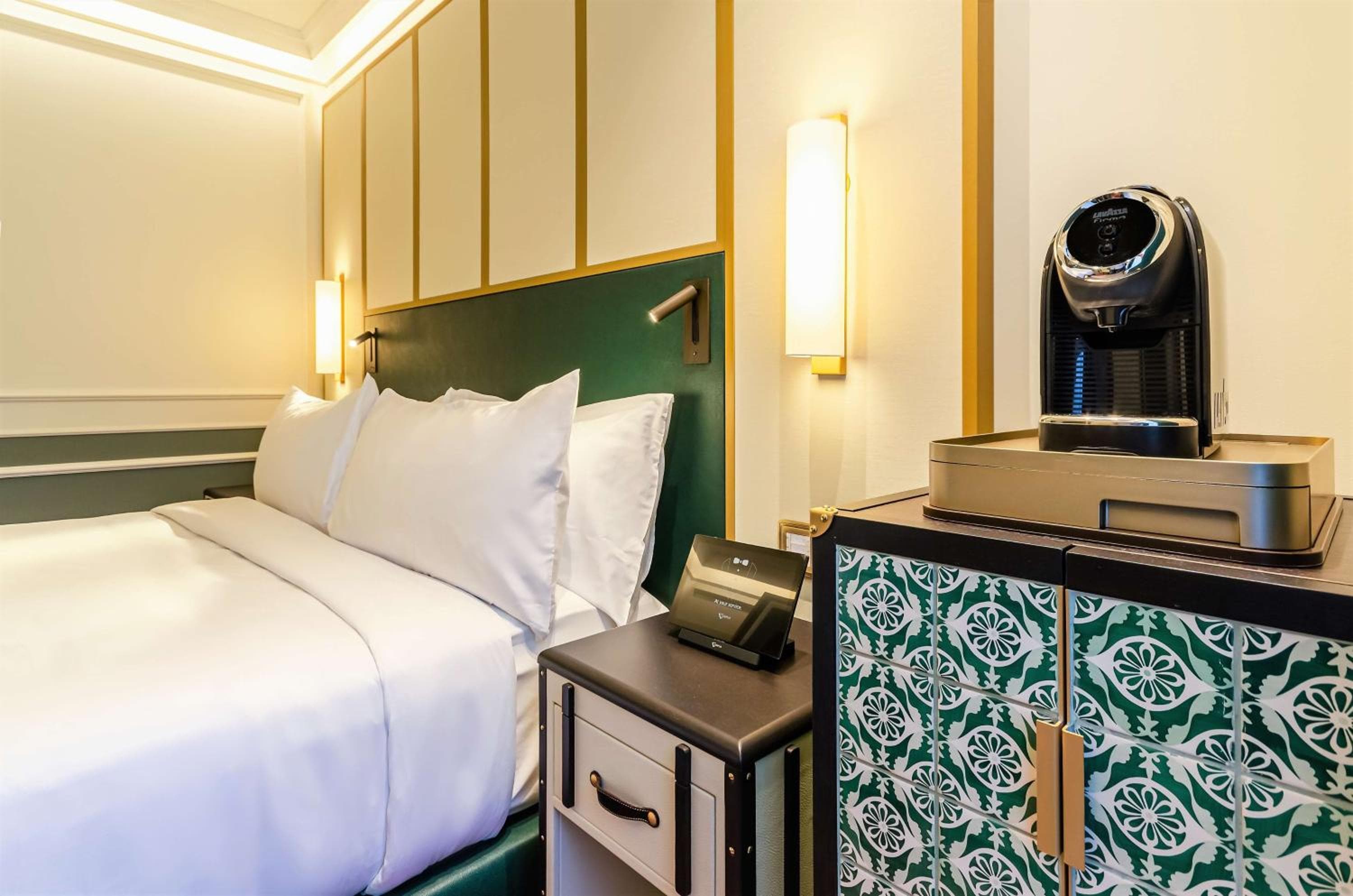 La Casa Esmeralda de Lisboa - Colección Curio de Hilton — 28