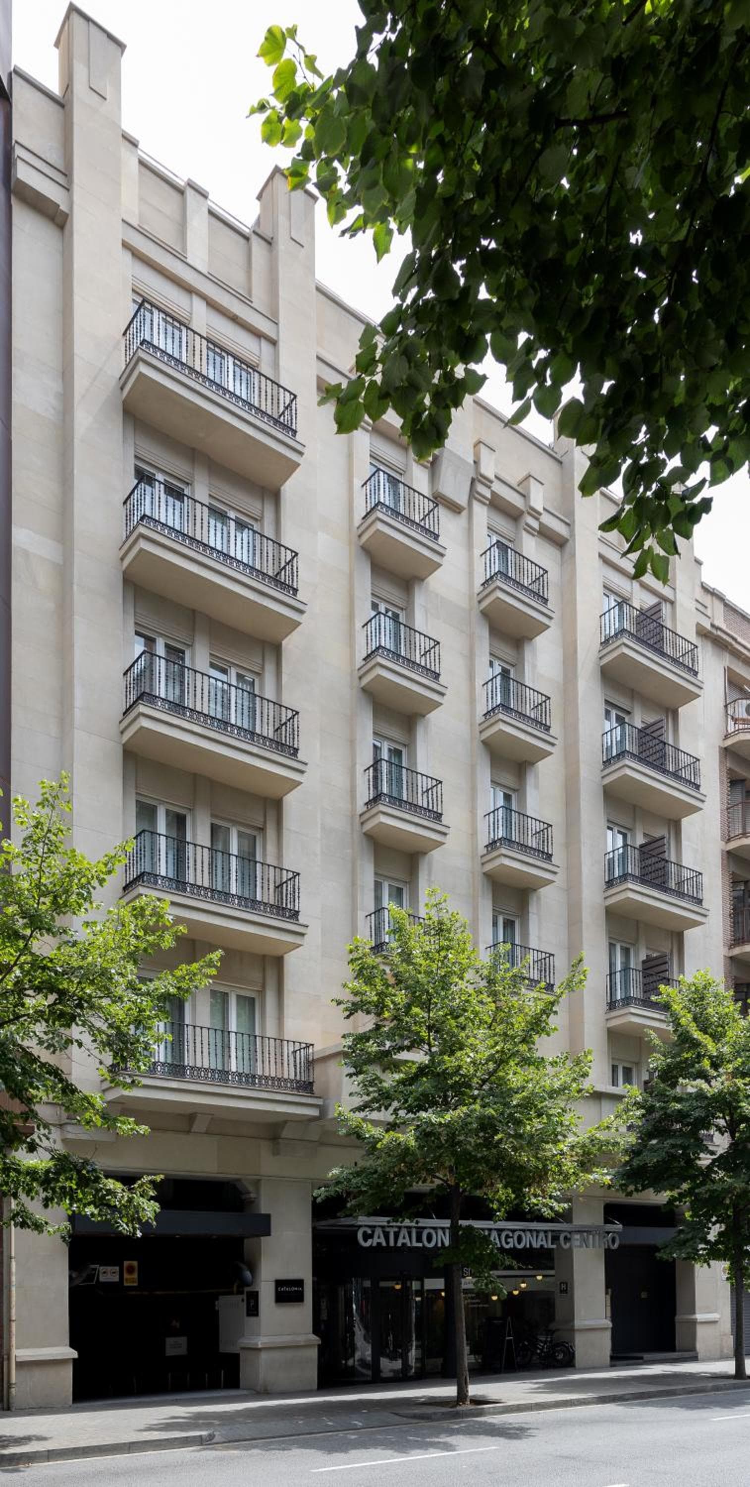 Catalonia Diagonal Centro — 21