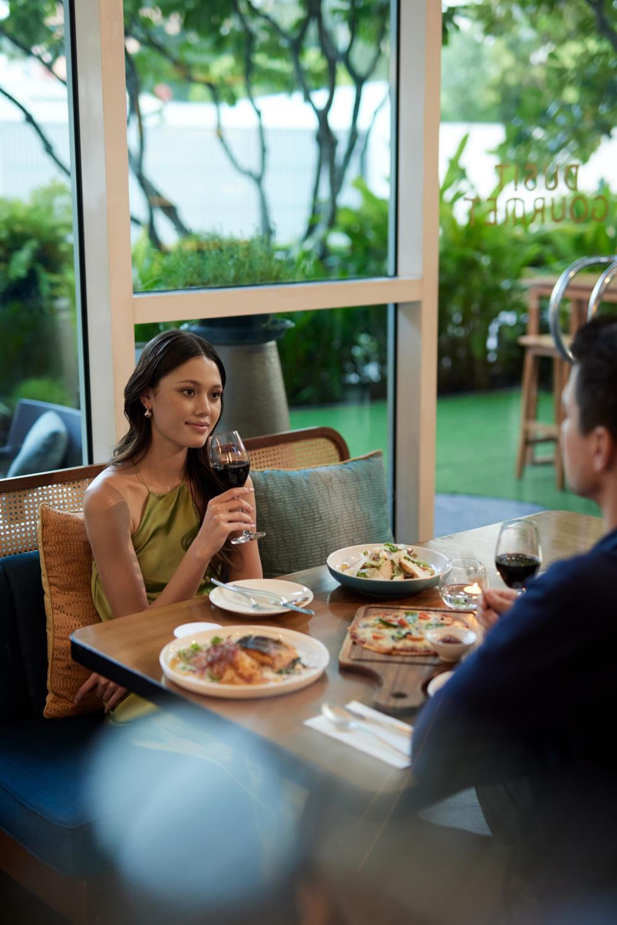 Dusit Suites Hotel Ratchadamri, Bangkok — 25