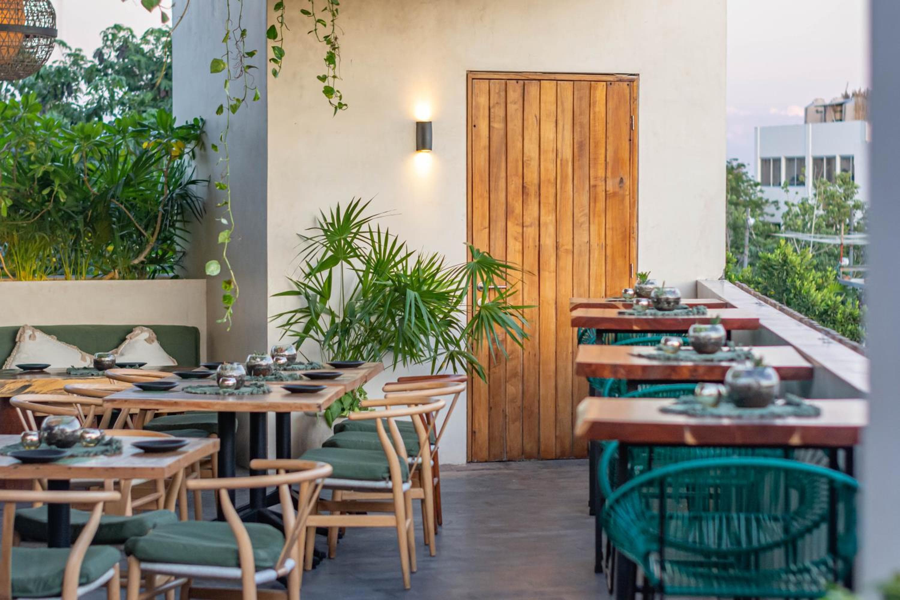 Casa Agape Boutique Hotel Rooftop Pool & Beach club access — 25