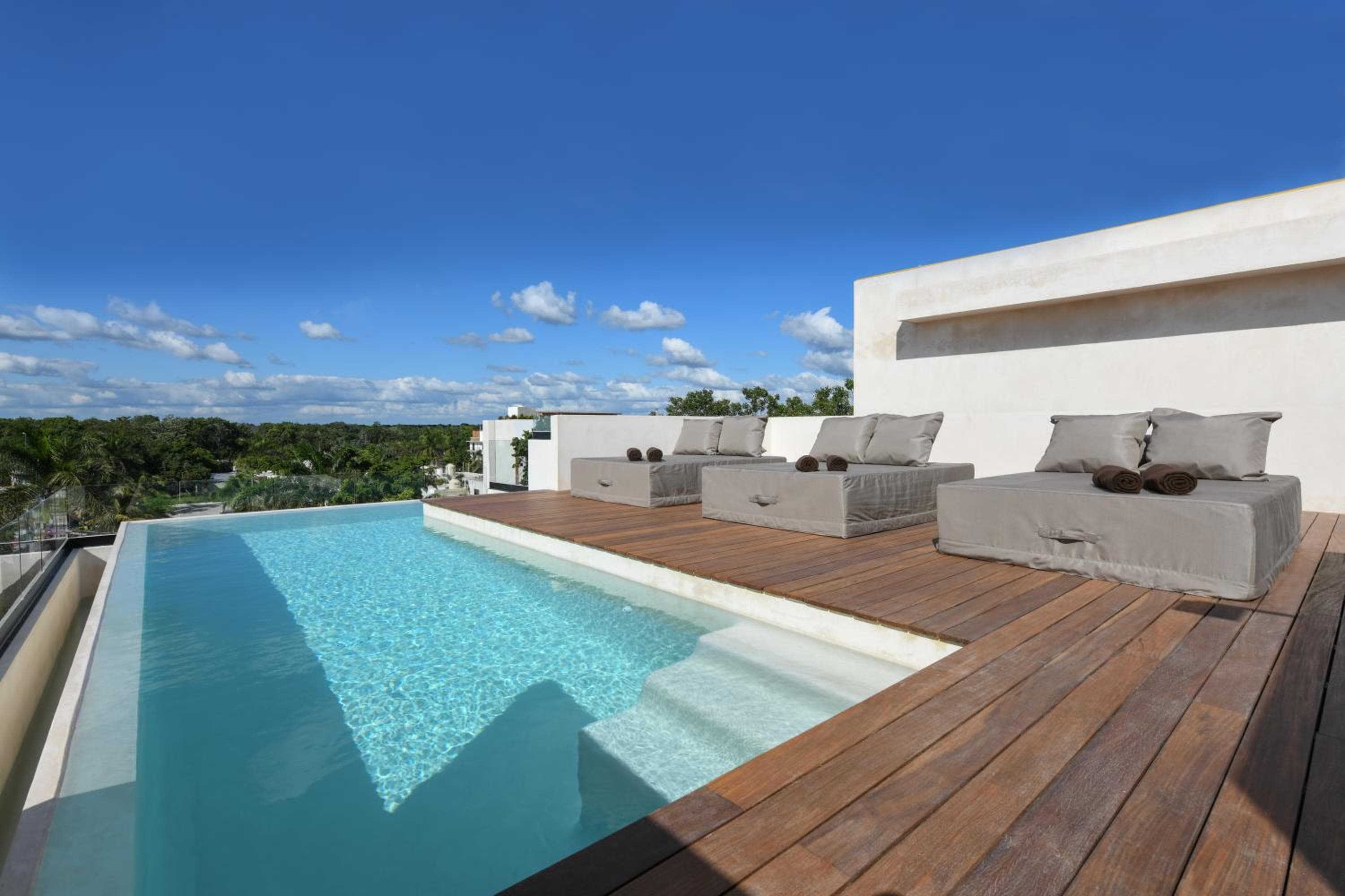 Casa Agape Boutique Hotel Rooftop Pool & Beach club access — 29