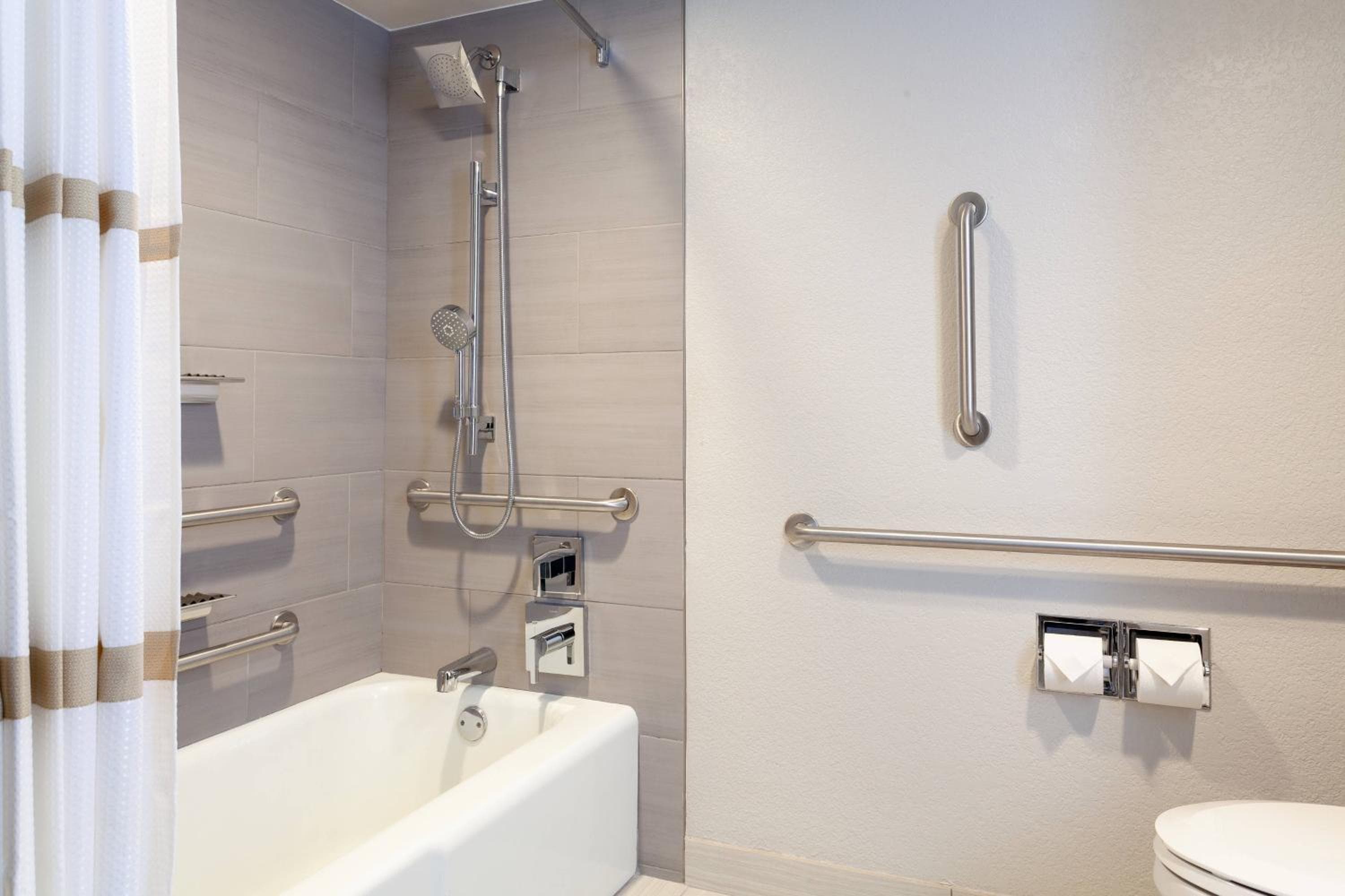 Marriott Orlando Airport Lakeside — 19