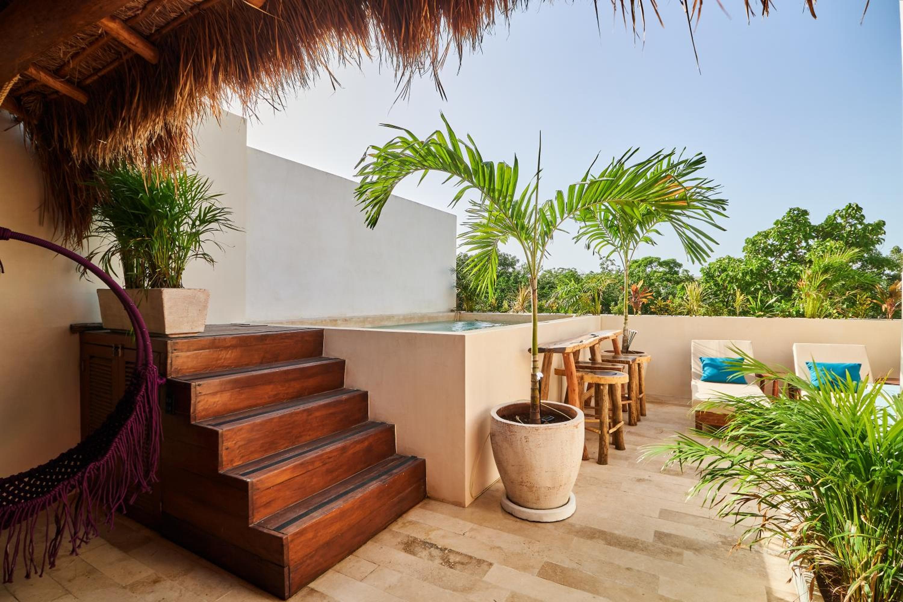 Spacious & Comfy Penthouse Oasis with Plunge Pool — 15