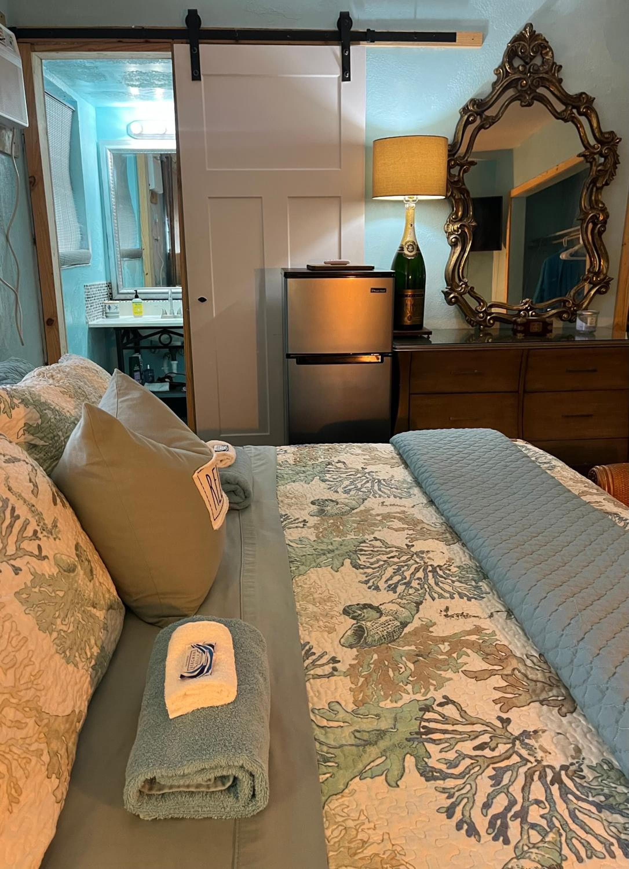 Blue Bell Apartment Hotel — 11