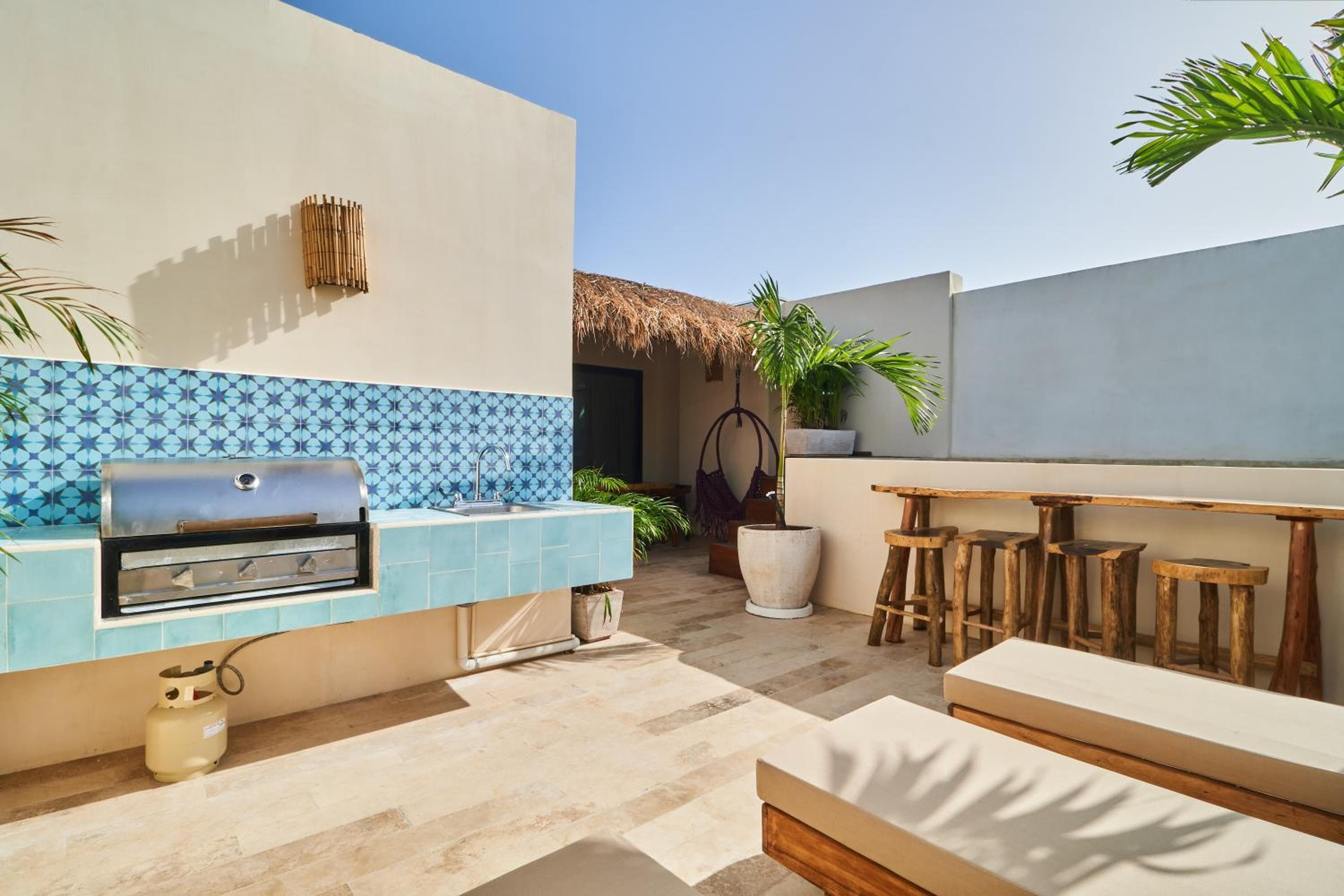 Spacious & Comfy Penthouse Oasis with Plunge Pool — 17