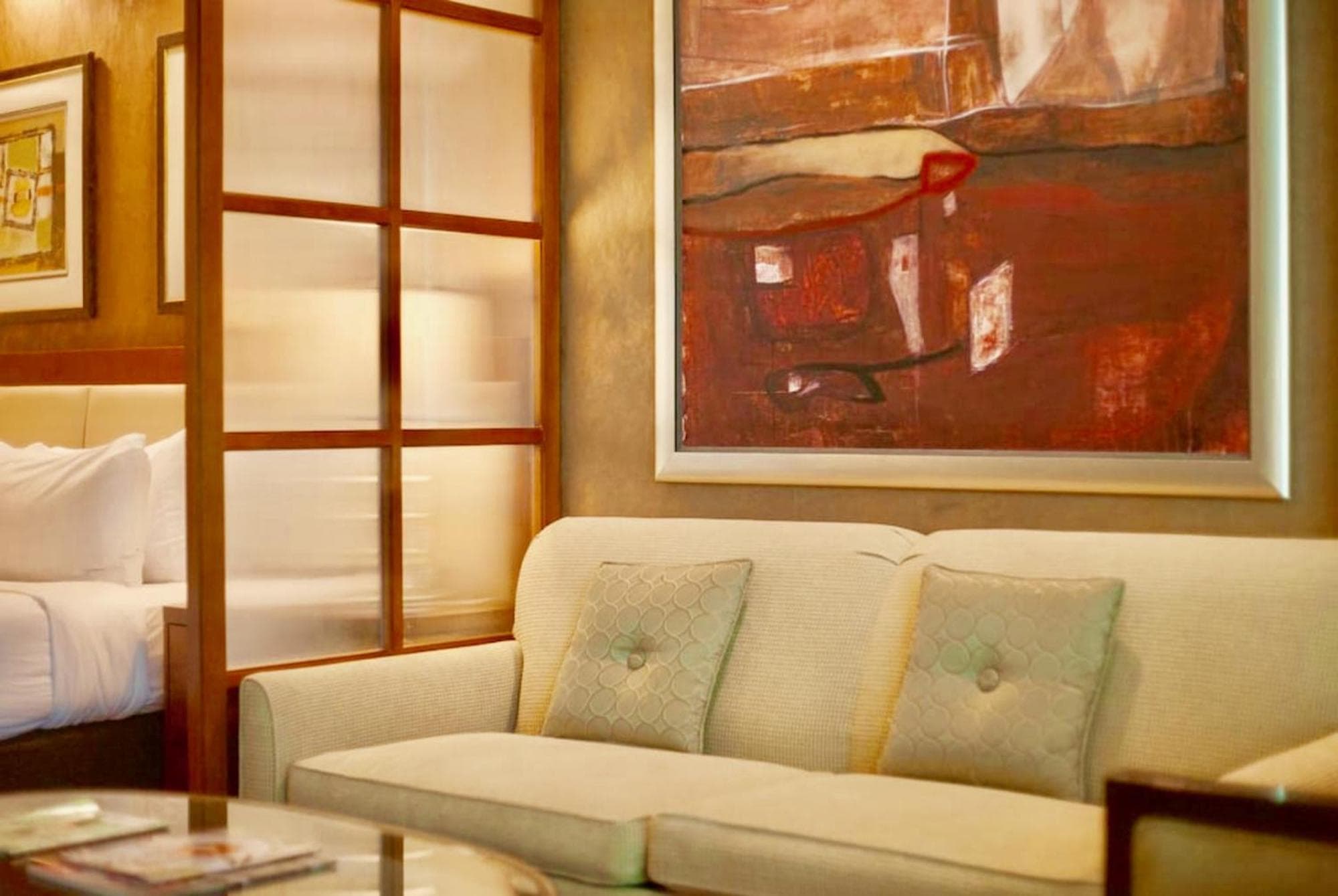 No Resort Fee - Balcony Strip Views, Pools & Parking — 13
