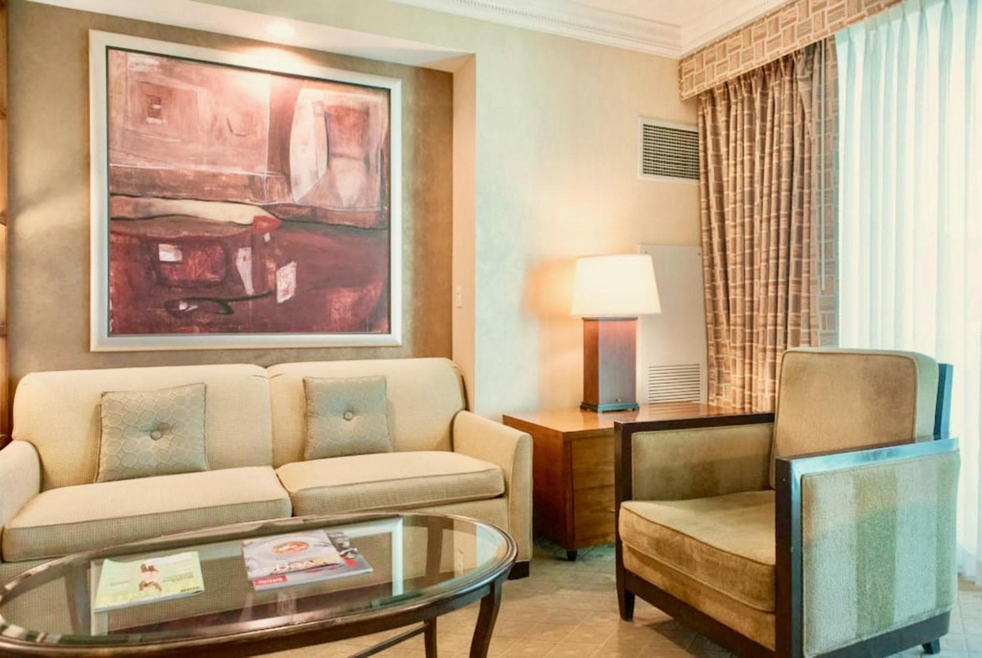 Strip View Balcony Suites - No Resort Fee ! — 21
