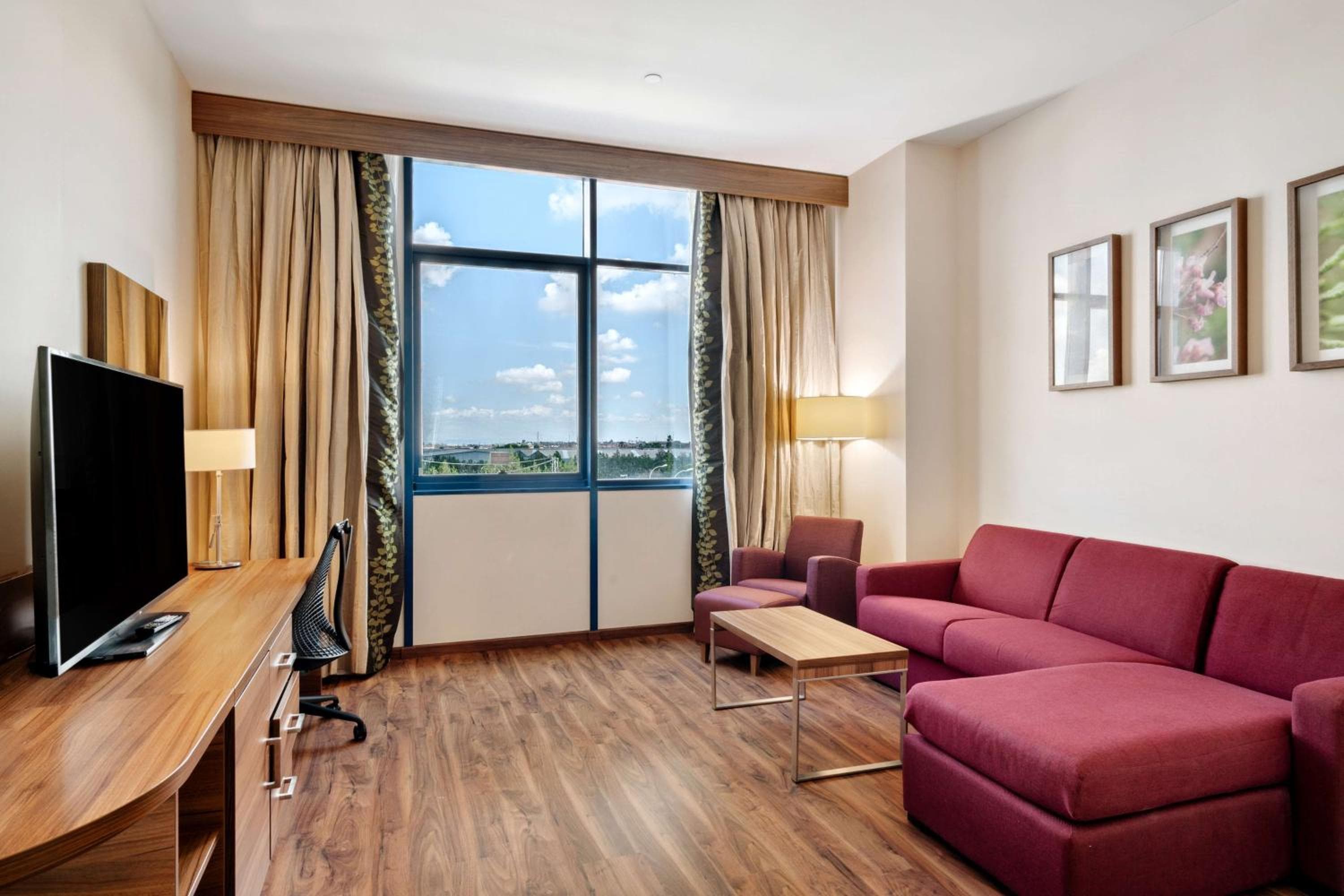 Hilton Garden Inn Sevilla — 25