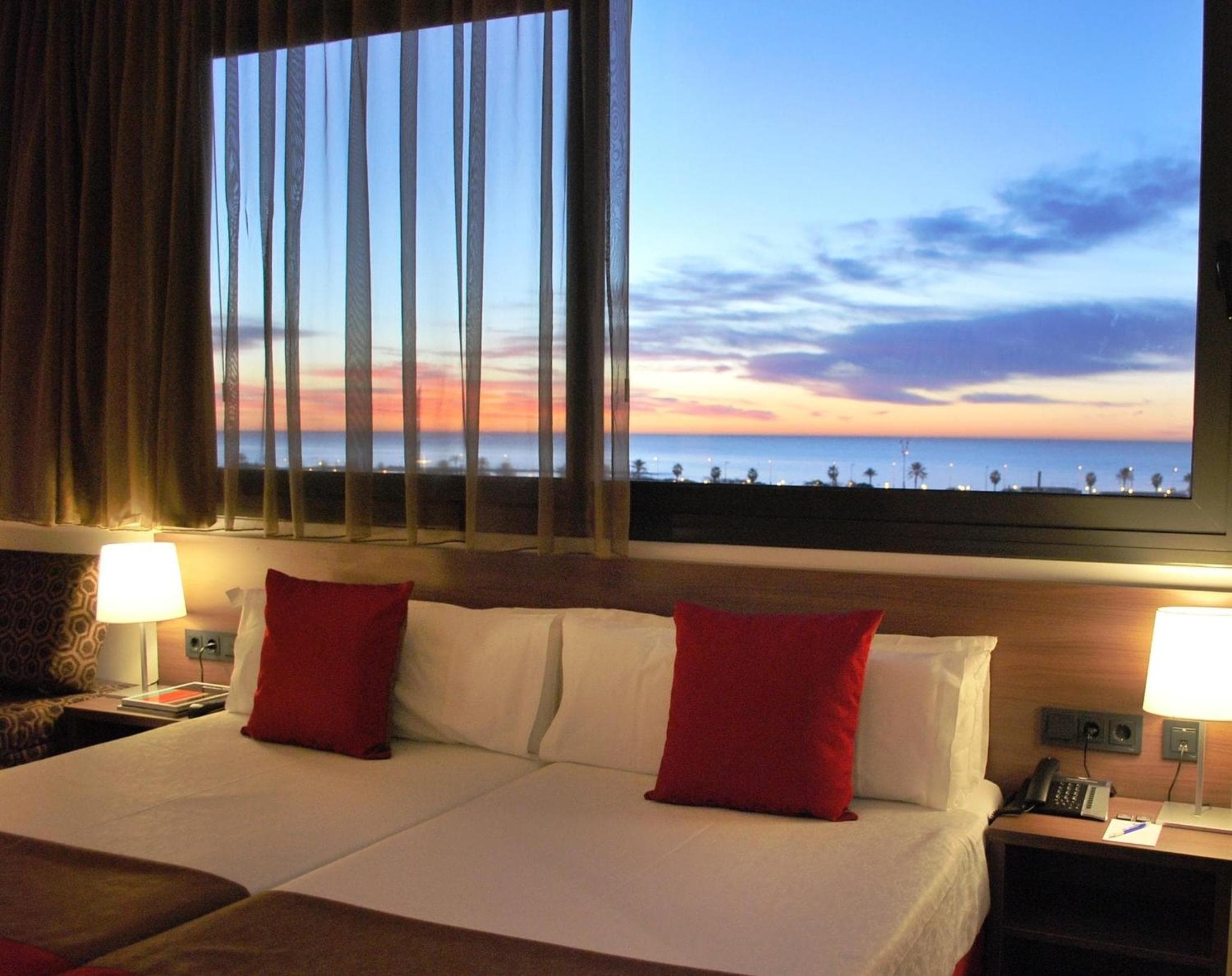 Hotel Best 4 Barcellona — 9