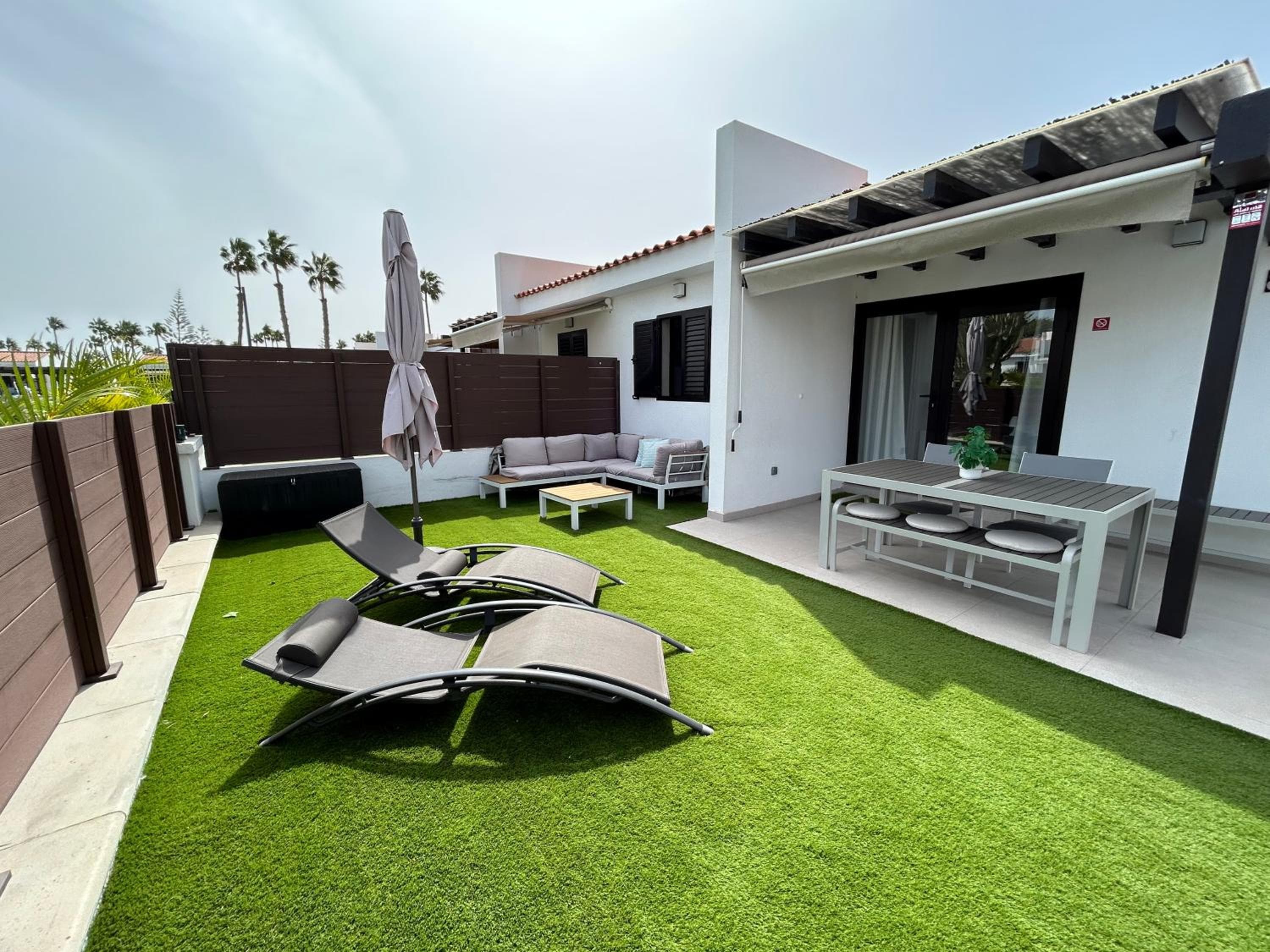 Villa Paraiso — 1