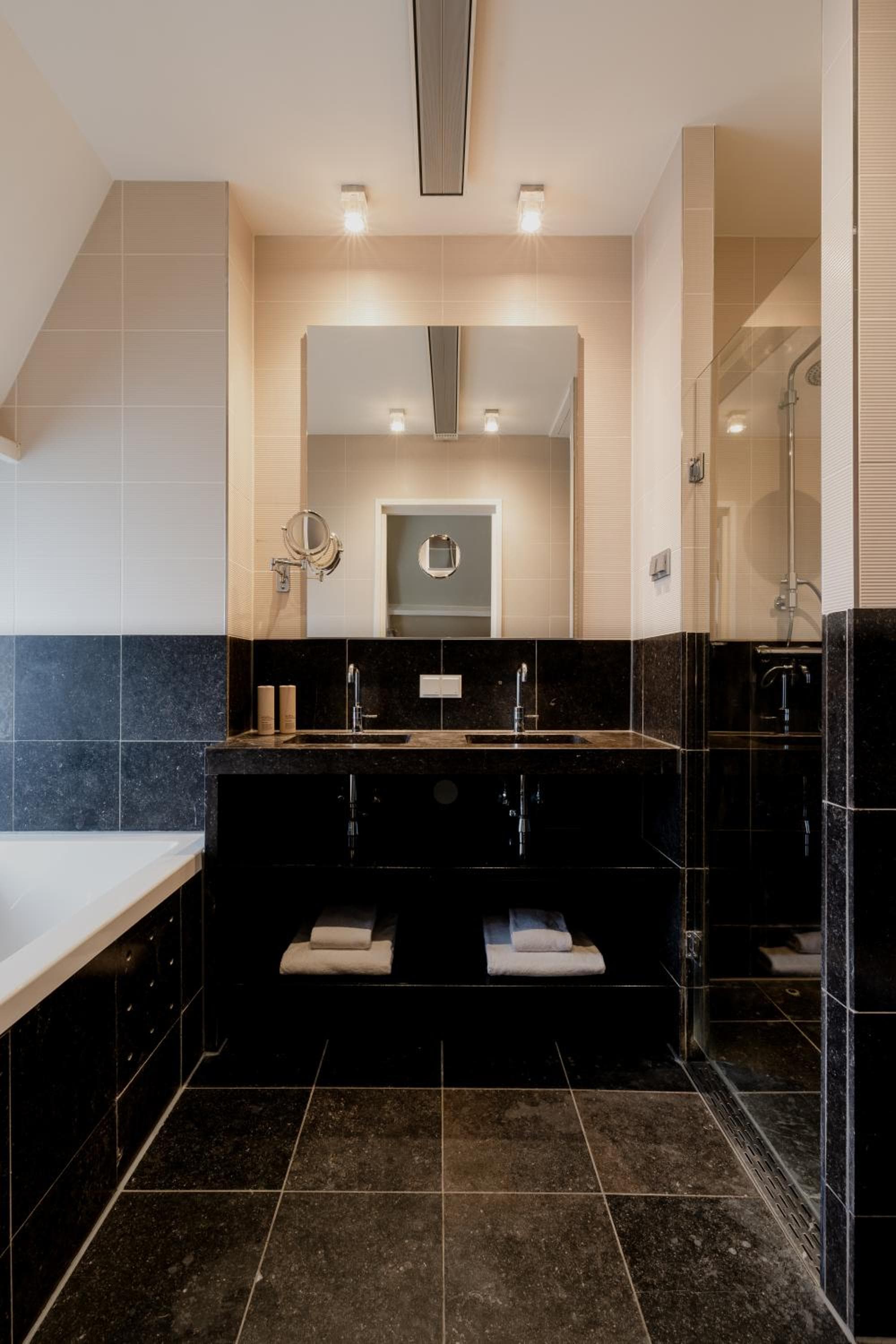 Hotel Roemer Amsterdam — 21