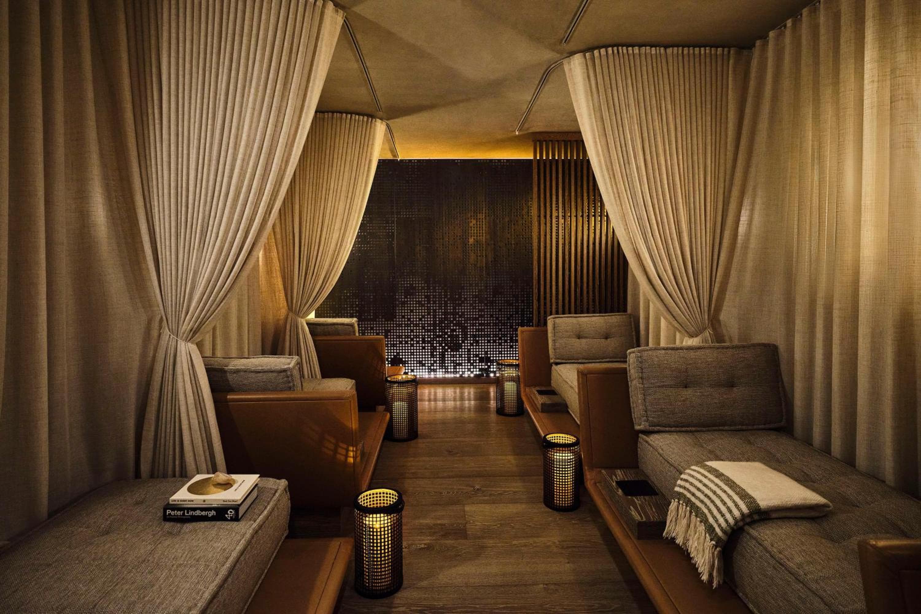 Conrad Los Angeles — 23