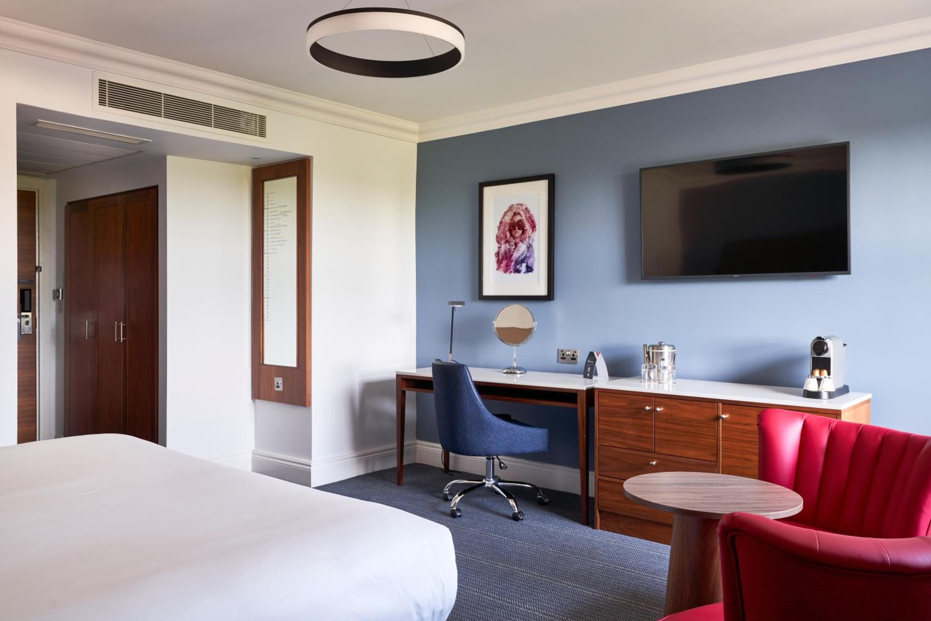 The Cumberland, London — 20