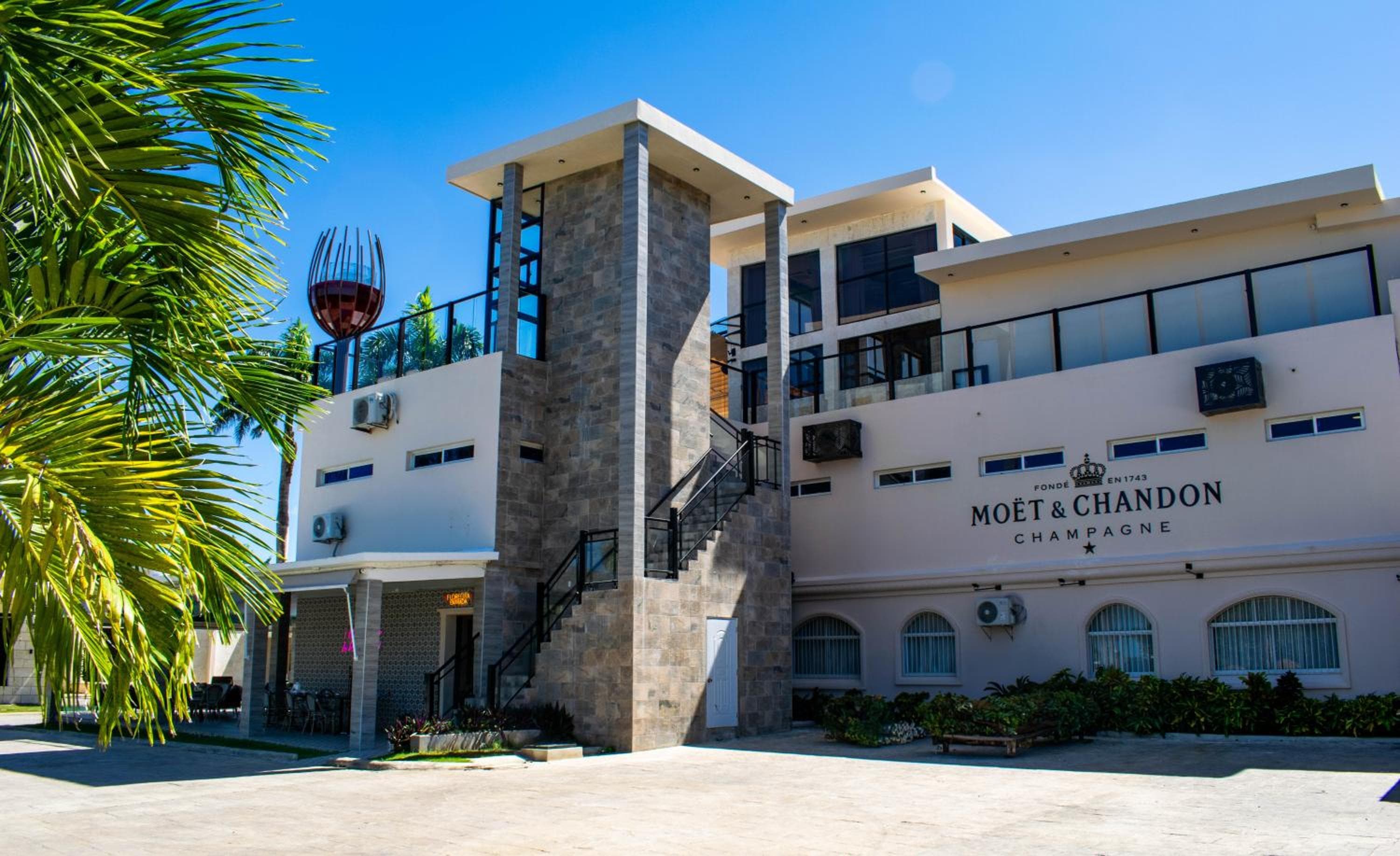 Playa Palmera Beach Resort — 3