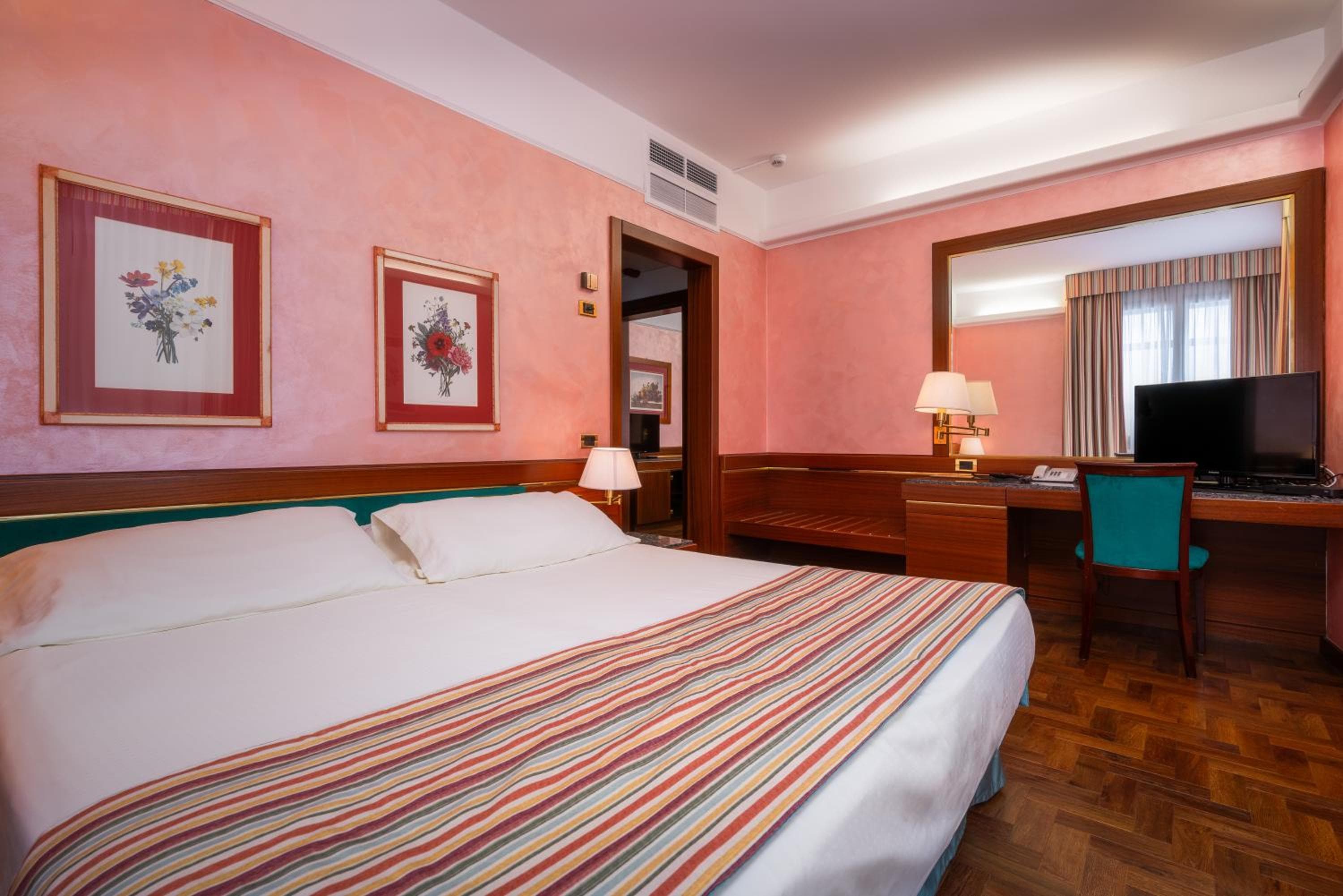 Hotel Crivi's — 20