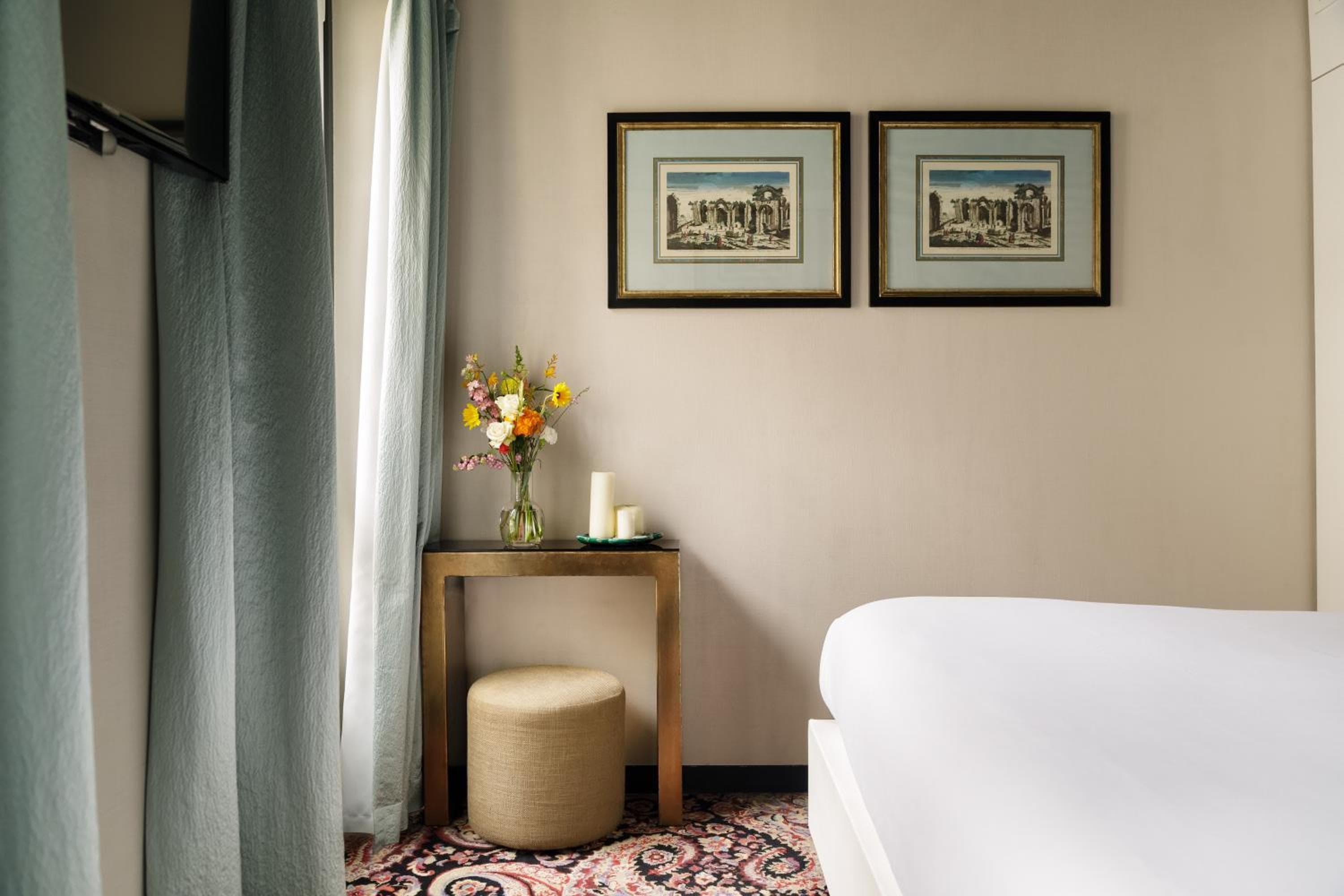 Neues Hotel Republique - Ex Albert's Hotel — 12