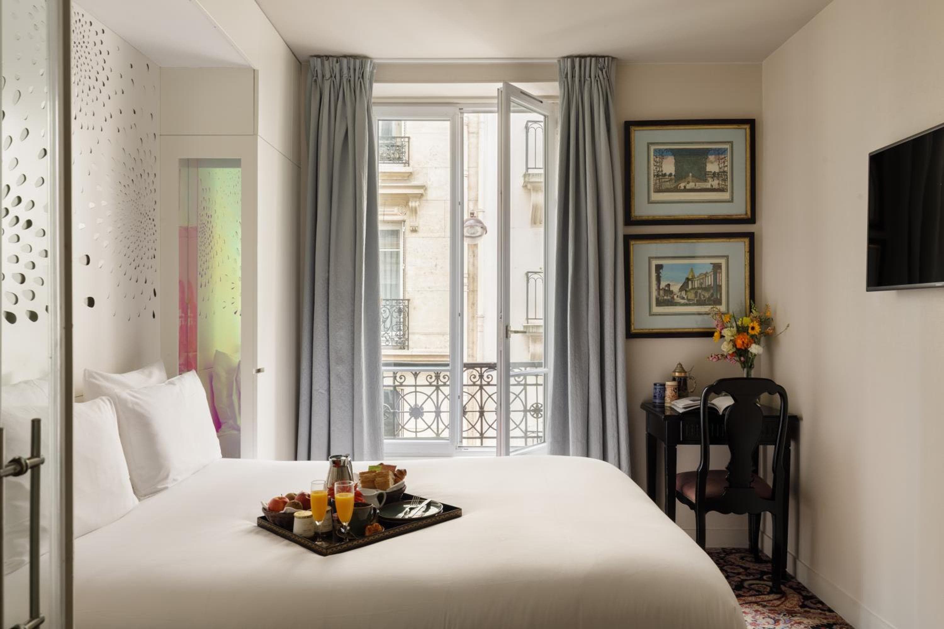 Neues Hotel Republique - Ex Albert's Hotel — 17