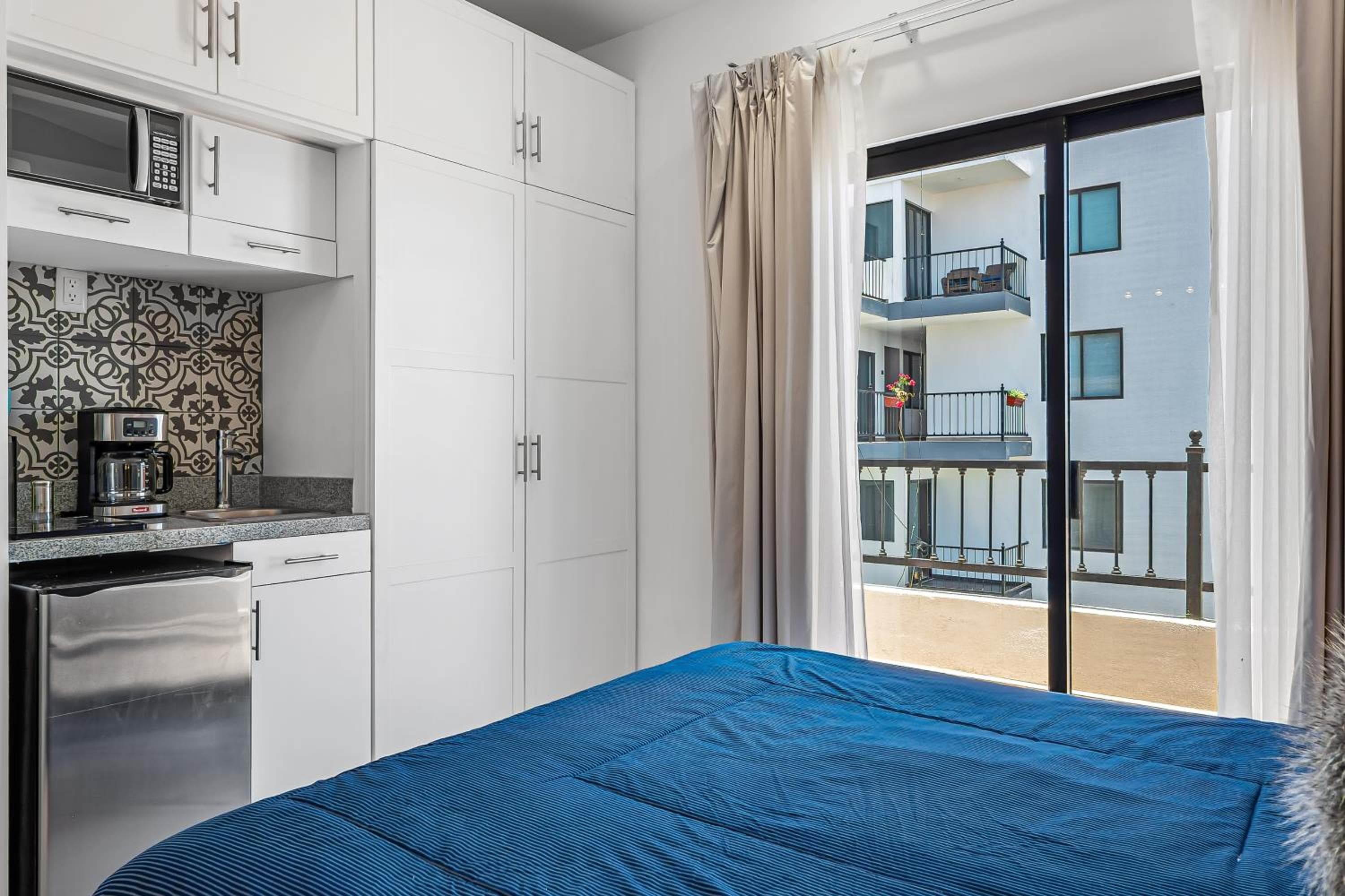 Morgan Residences 607B — 15