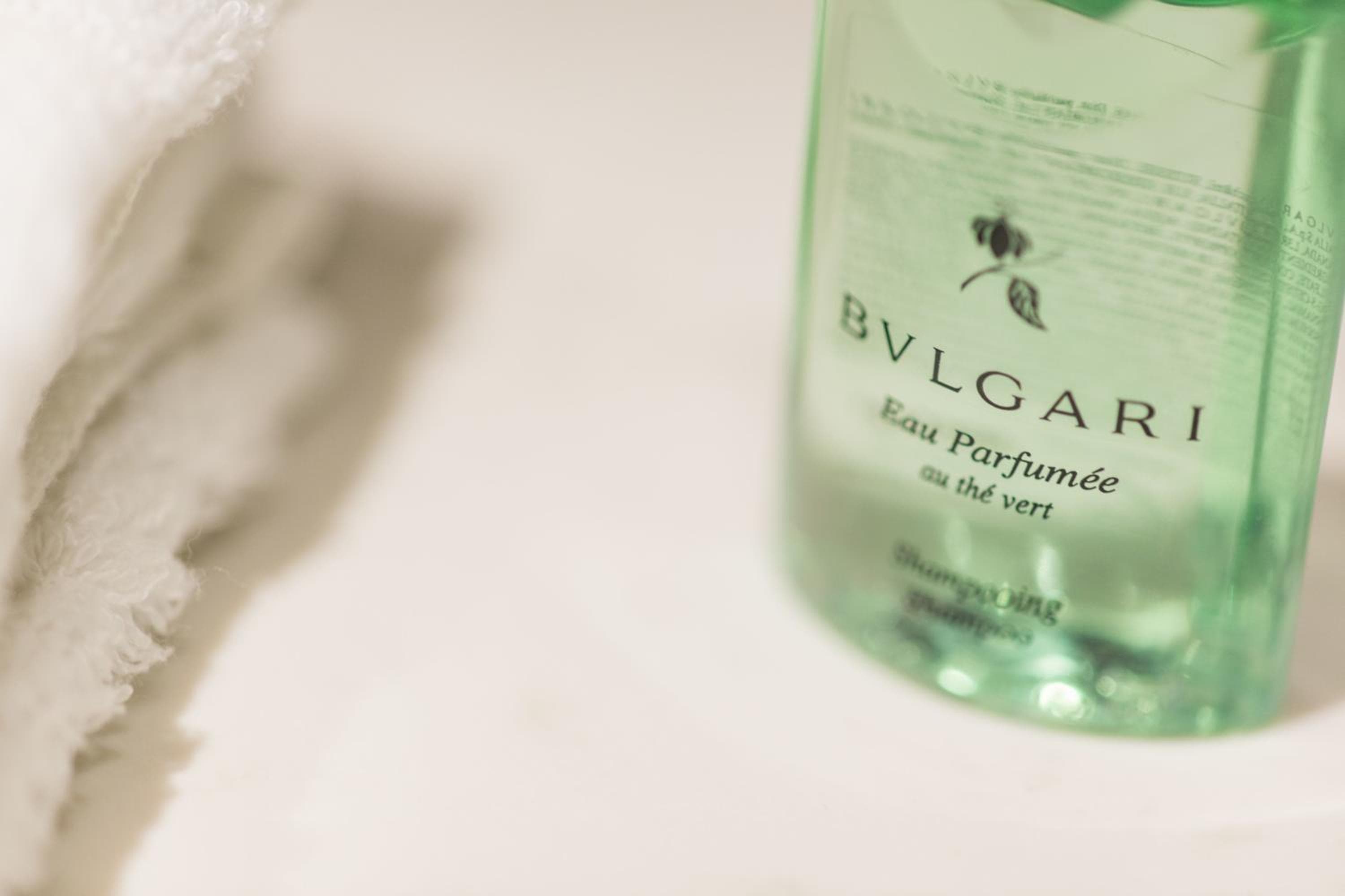 Mosaic Hotel Beverly Hills — 24