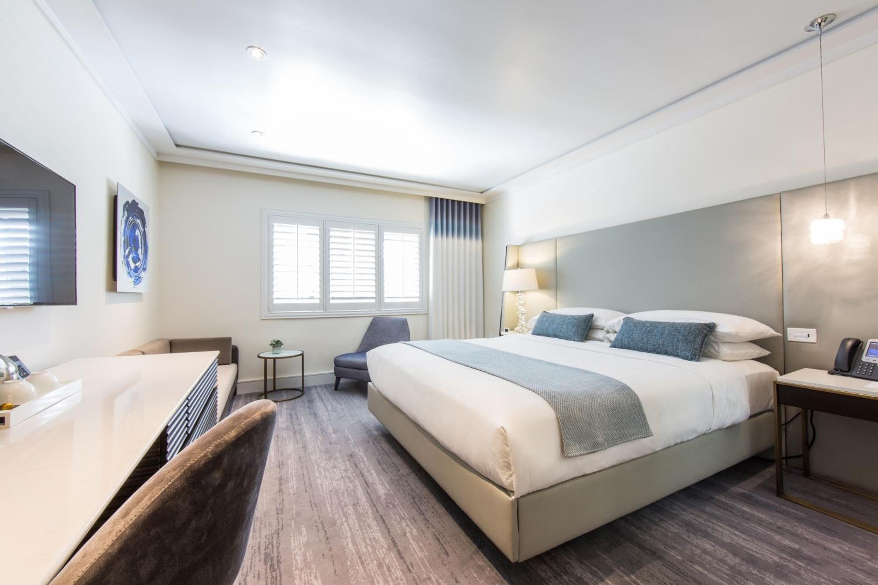 Mosaic Hotel Beverly Hills — 12