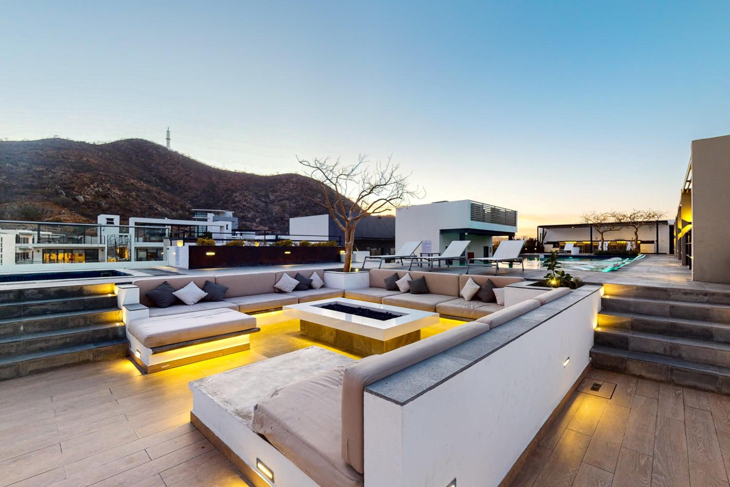 CS Downtown Loft CSL — 4